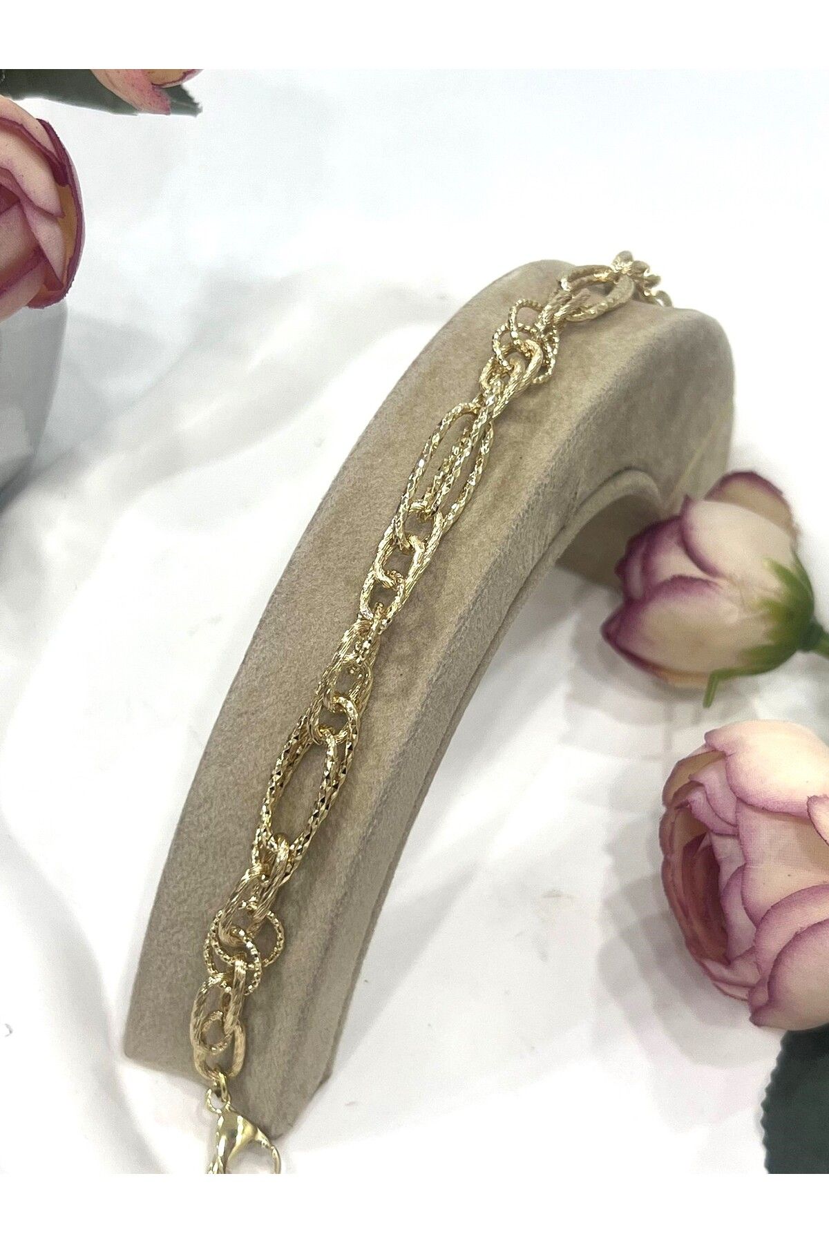 MASAL TAKI&AKSESUAR Geçmeli Desenli Halkalı Çelik Bileklik (14K GOLD - 18/21CM)