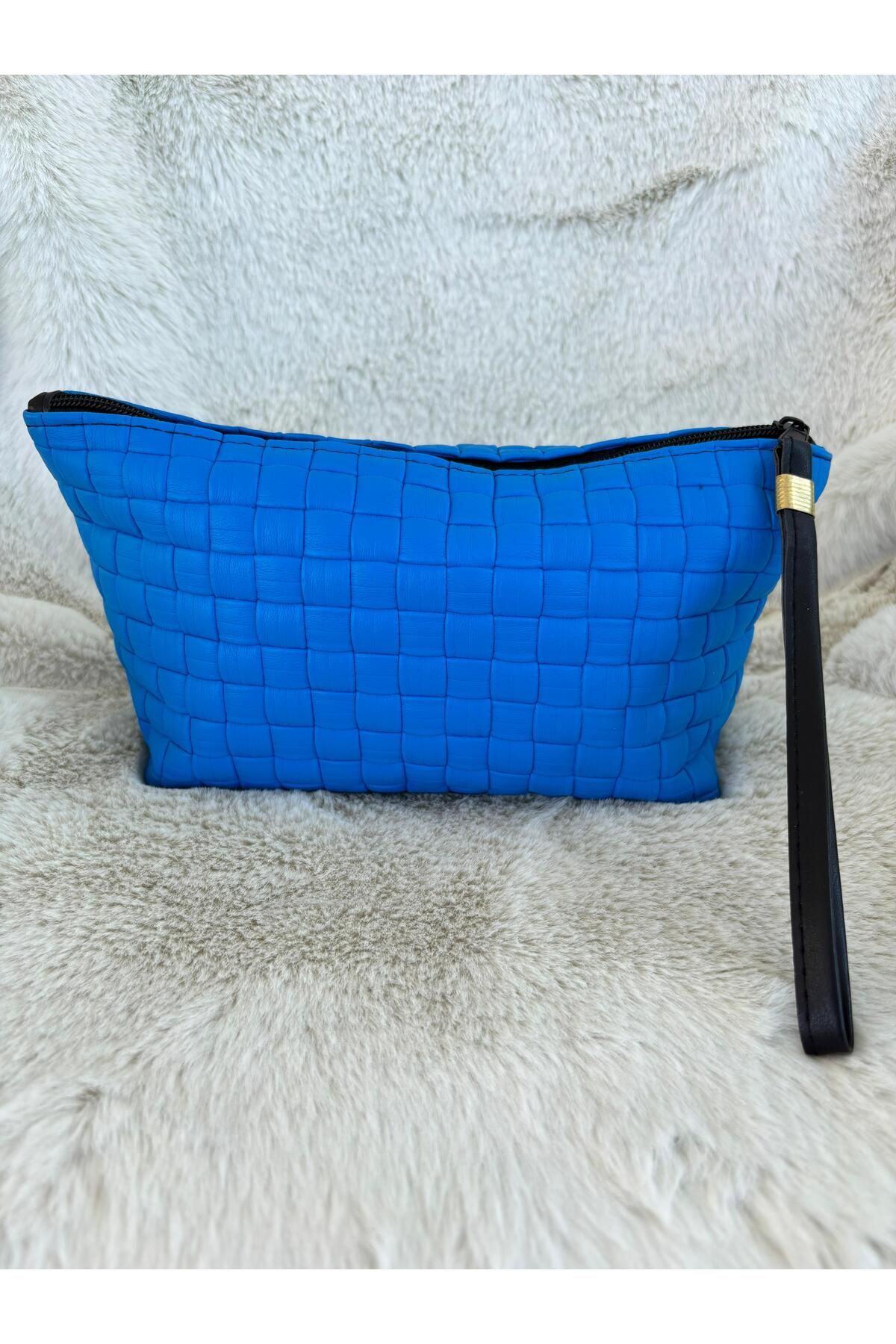 AyKoş aksesuar Mavi Renk Kapitone Desen Suni Deri Makyaj Çantası Clutch Portföy El Çantası