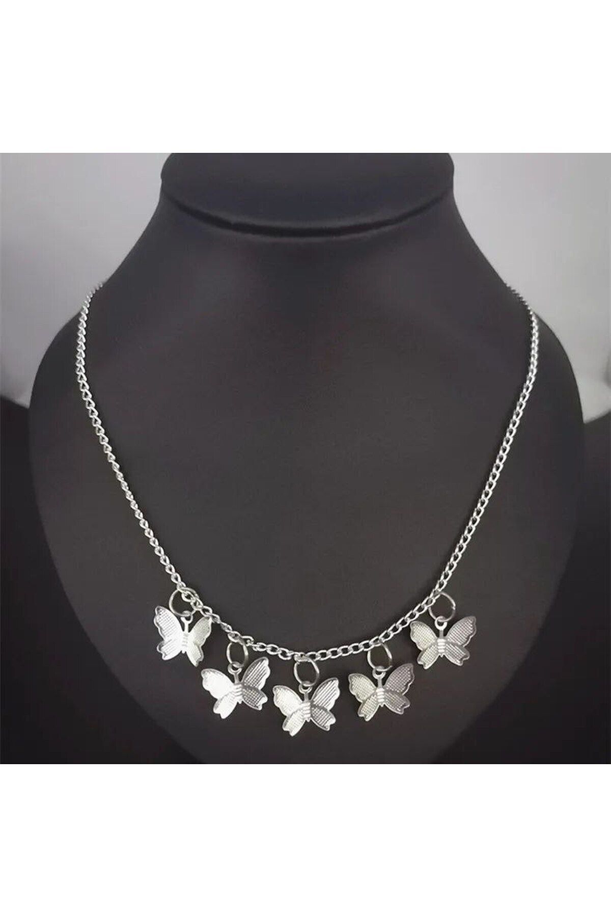 Shiklik MODA Zarif 5 Kelebekli Kadın Kolye ile Her Anınıza Şıklık Katın