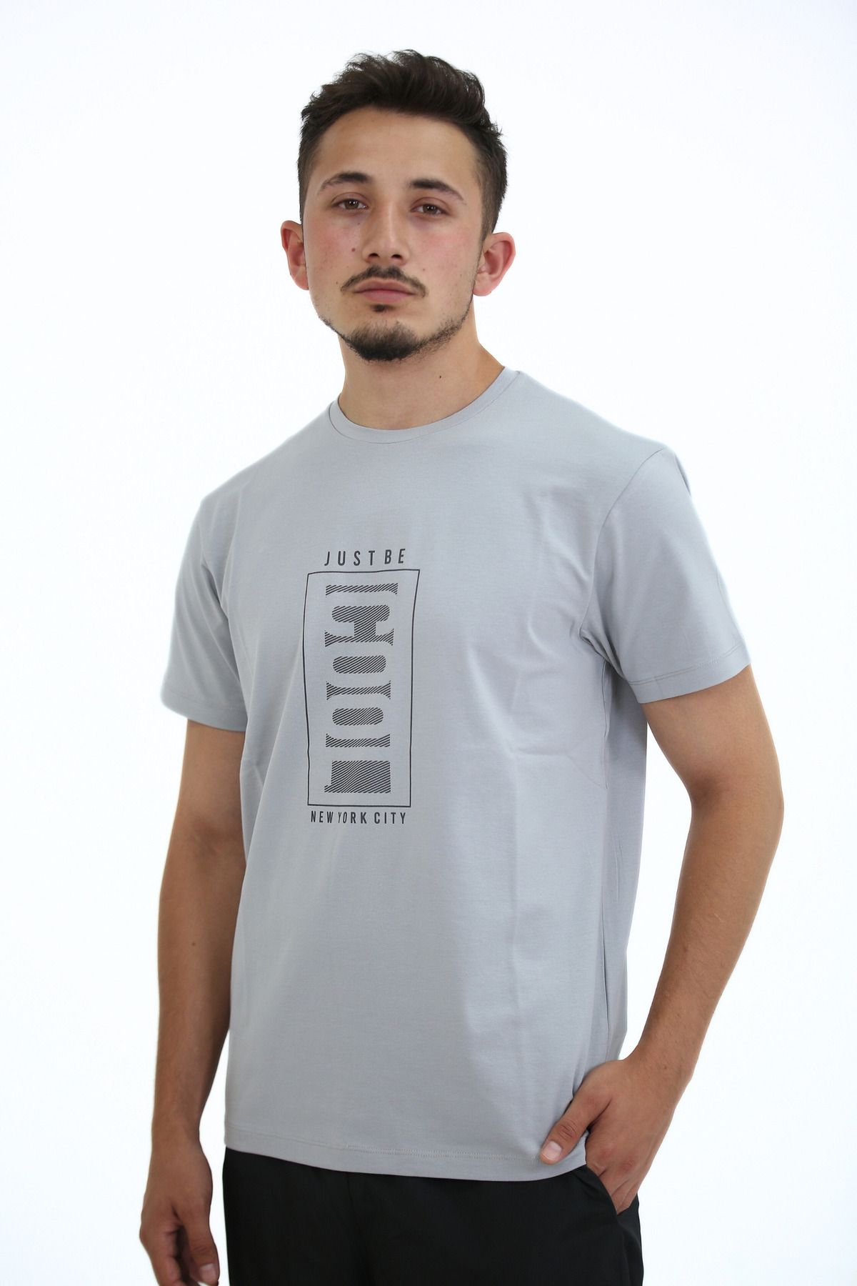 Lorenzo Mazzoli T-shirt Premium Kalite, Comfort Fit, Modern Baskılı Düz Renk Tişört