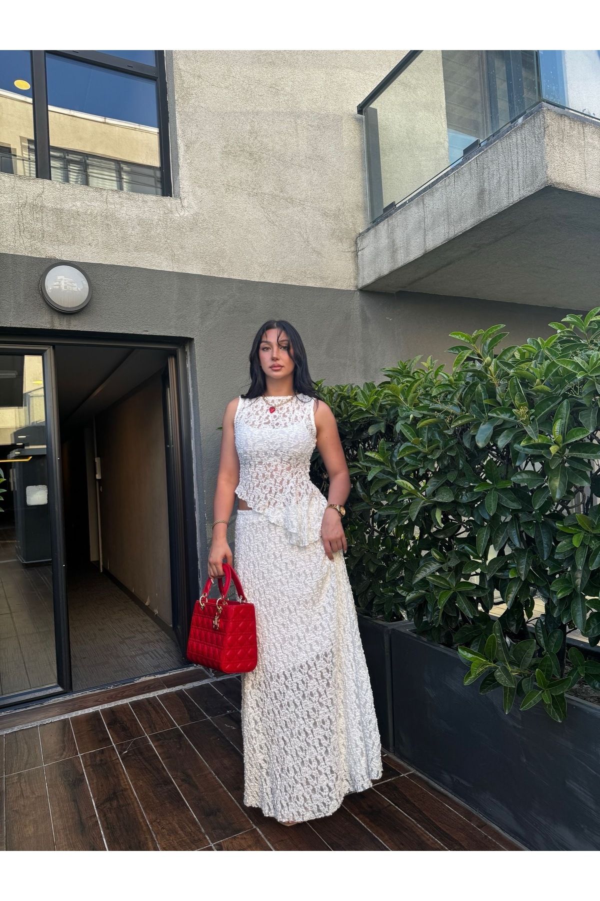 Fashion'S Kadın Asimetrik Kesim Astarsız Dantel Bluz Ve Astarlı Dantel Etek Takım