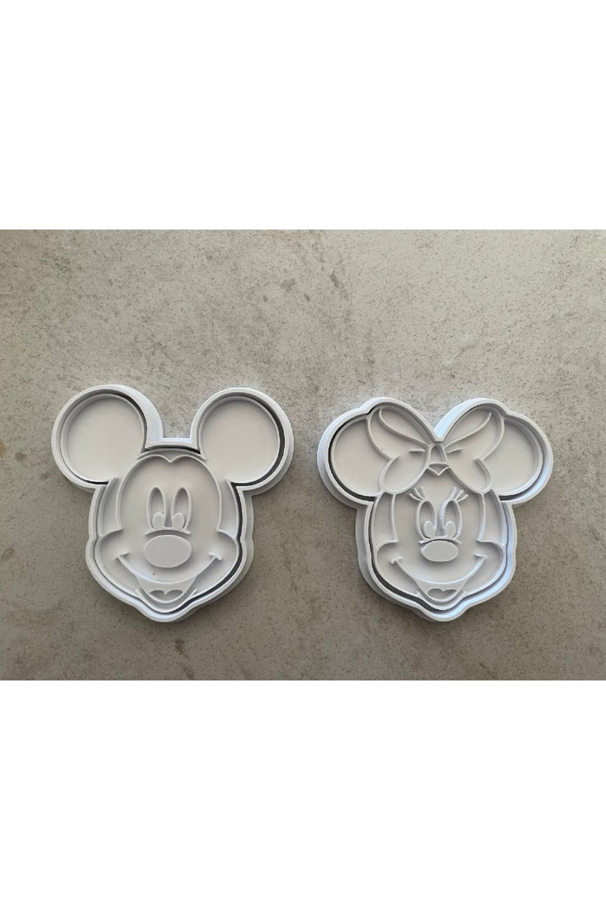 ESL Decor Mickey & Minnie Görünümlü Kurabiye Kalıbı Seti - 2’li Eğlenceli Tasarım