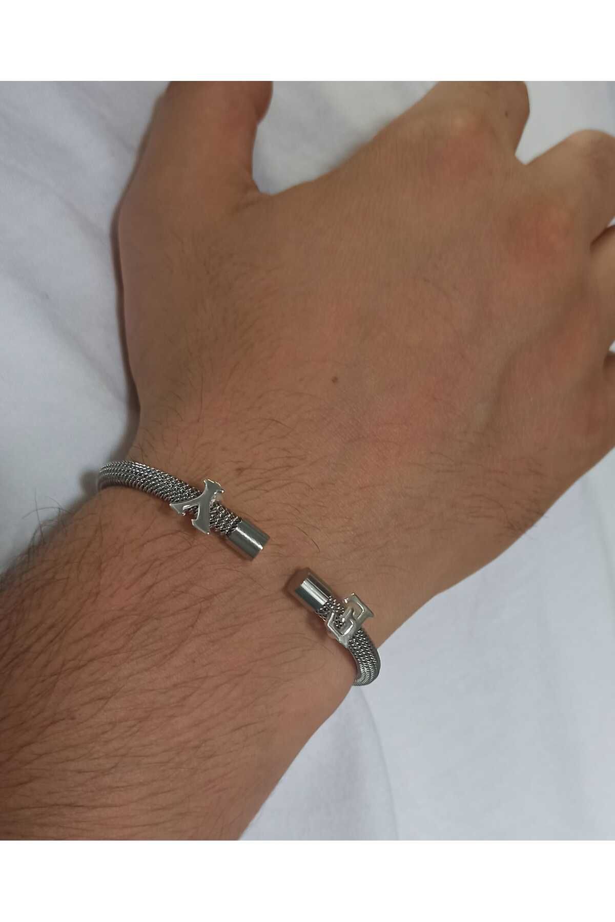 Simge Gümüş 925 Ayar Gümüş Kişiye Özel Tasarım Harfli Trend Bilekligimiz İSTENİLEN HARFLERLE TASARLANIR