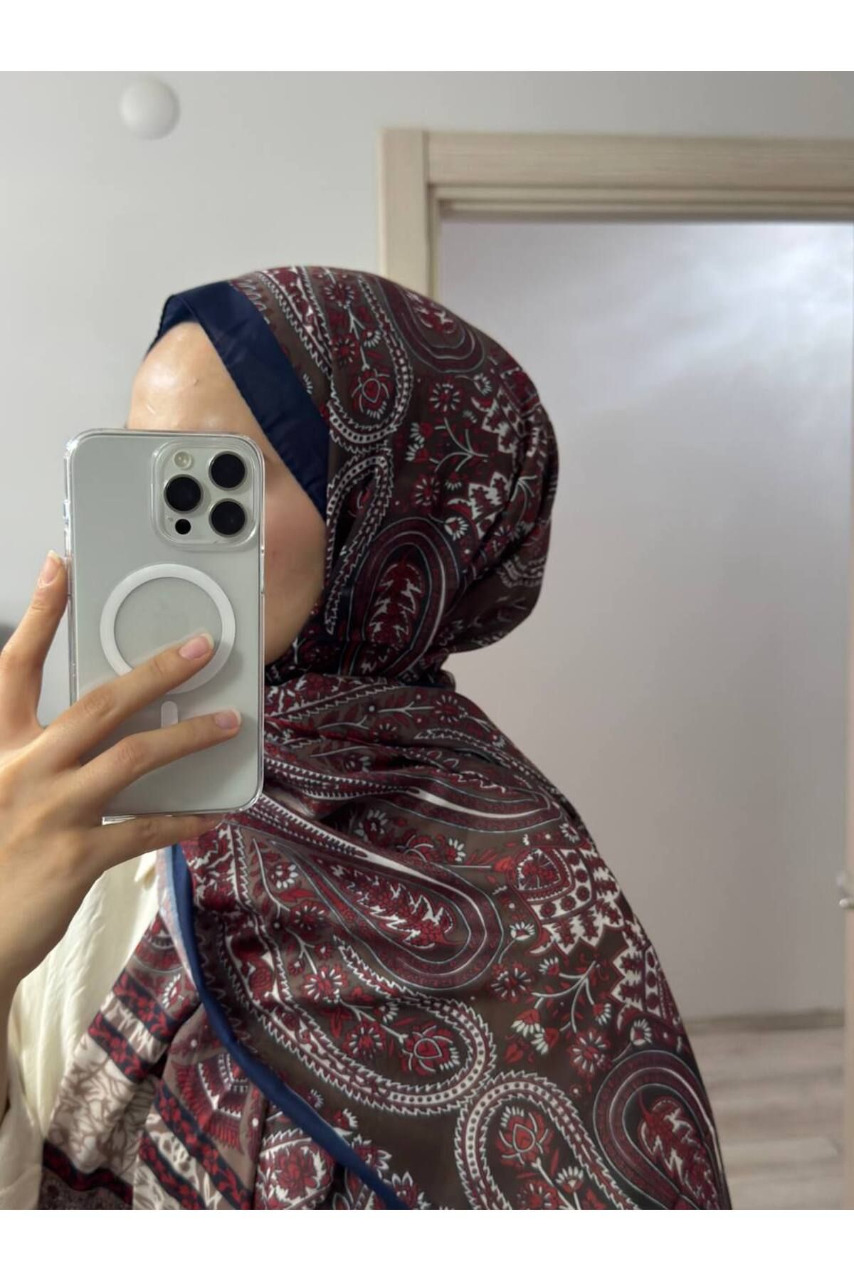 Larissa ETNİK DESEN LACİVERT RENK PAMUK ŞAL