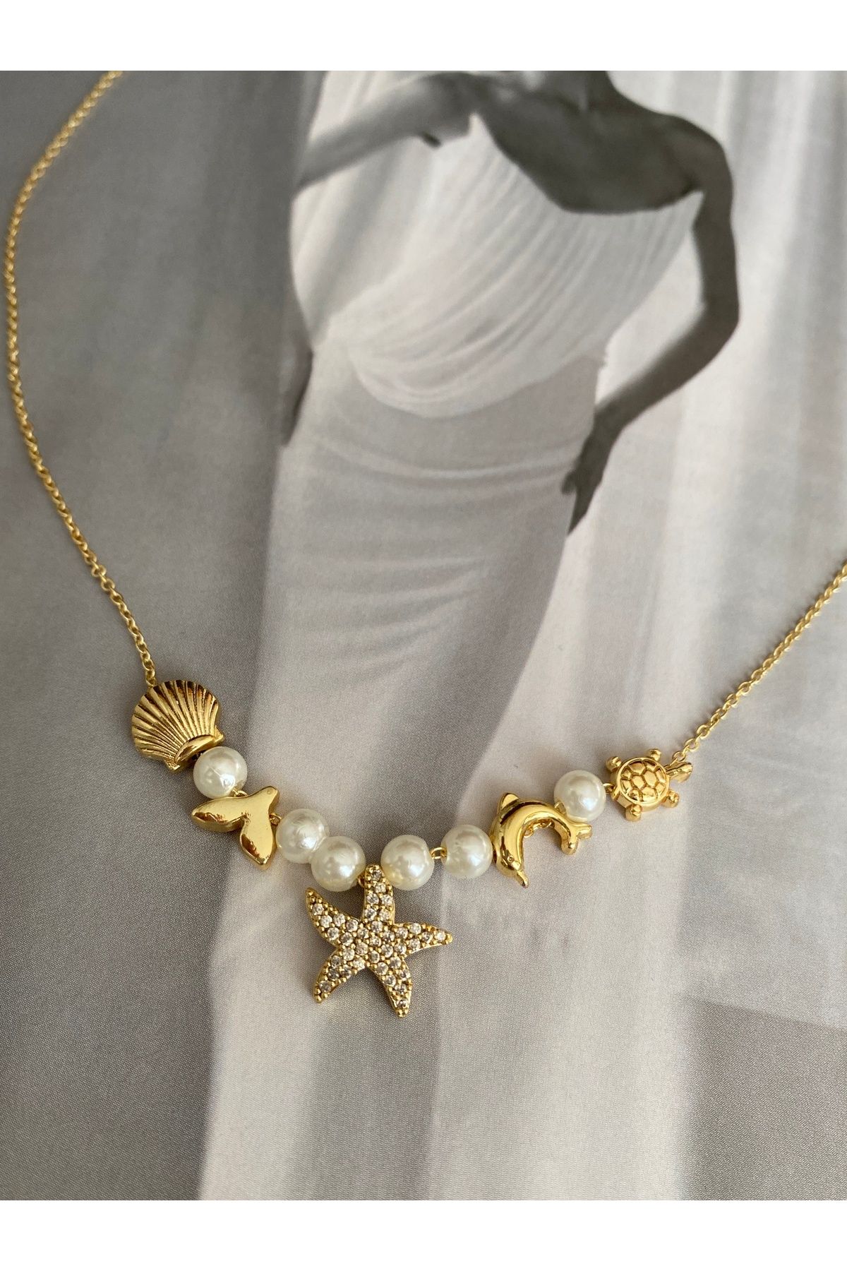 Pinery Jewels Yıldız İncili Yazlık Kadın Kolye – Modern ve Şık Tasarım