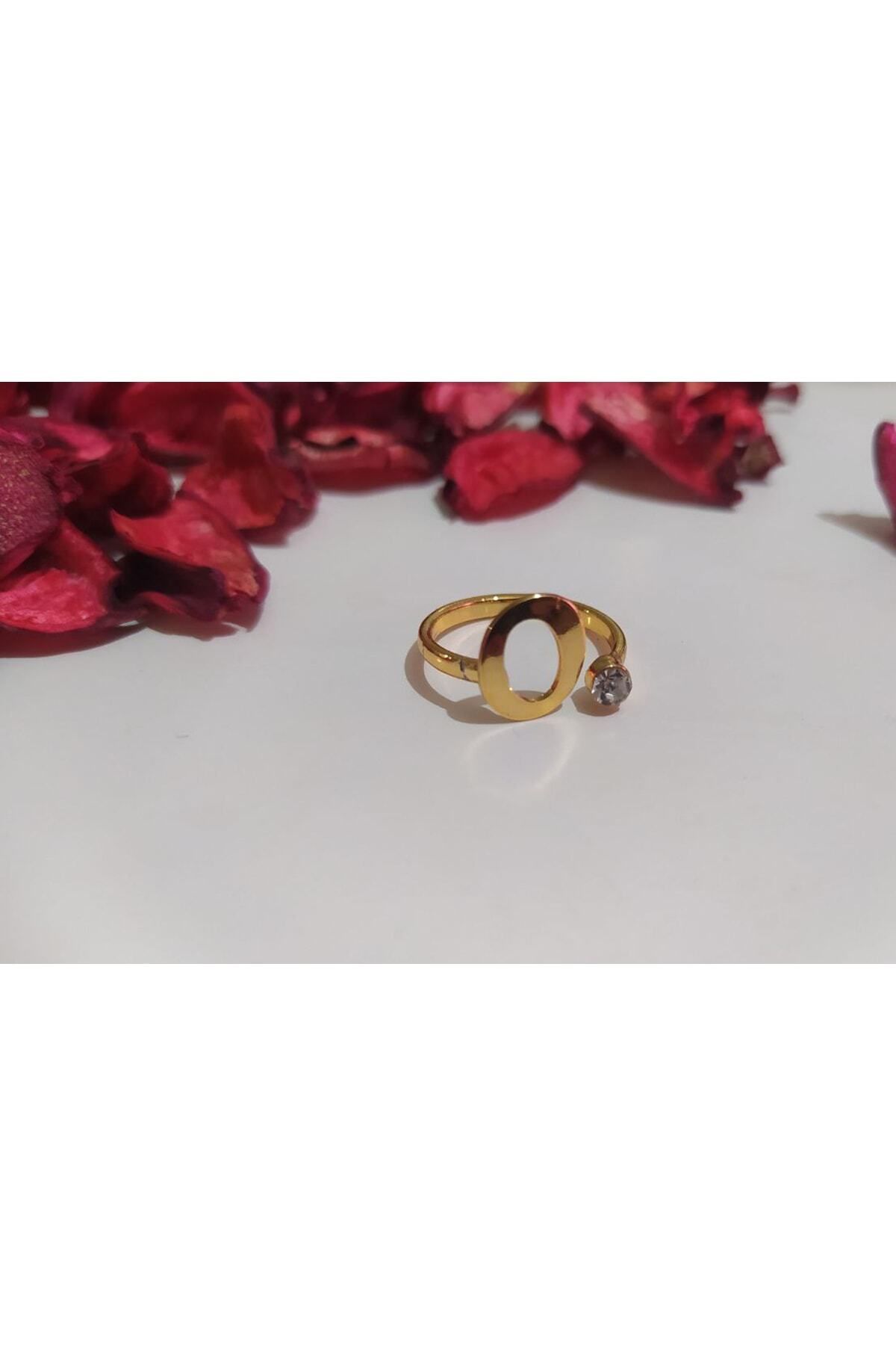 Shiklik MODA Şıklığınızı Tamamlayacak Altın Harfli Yüzük