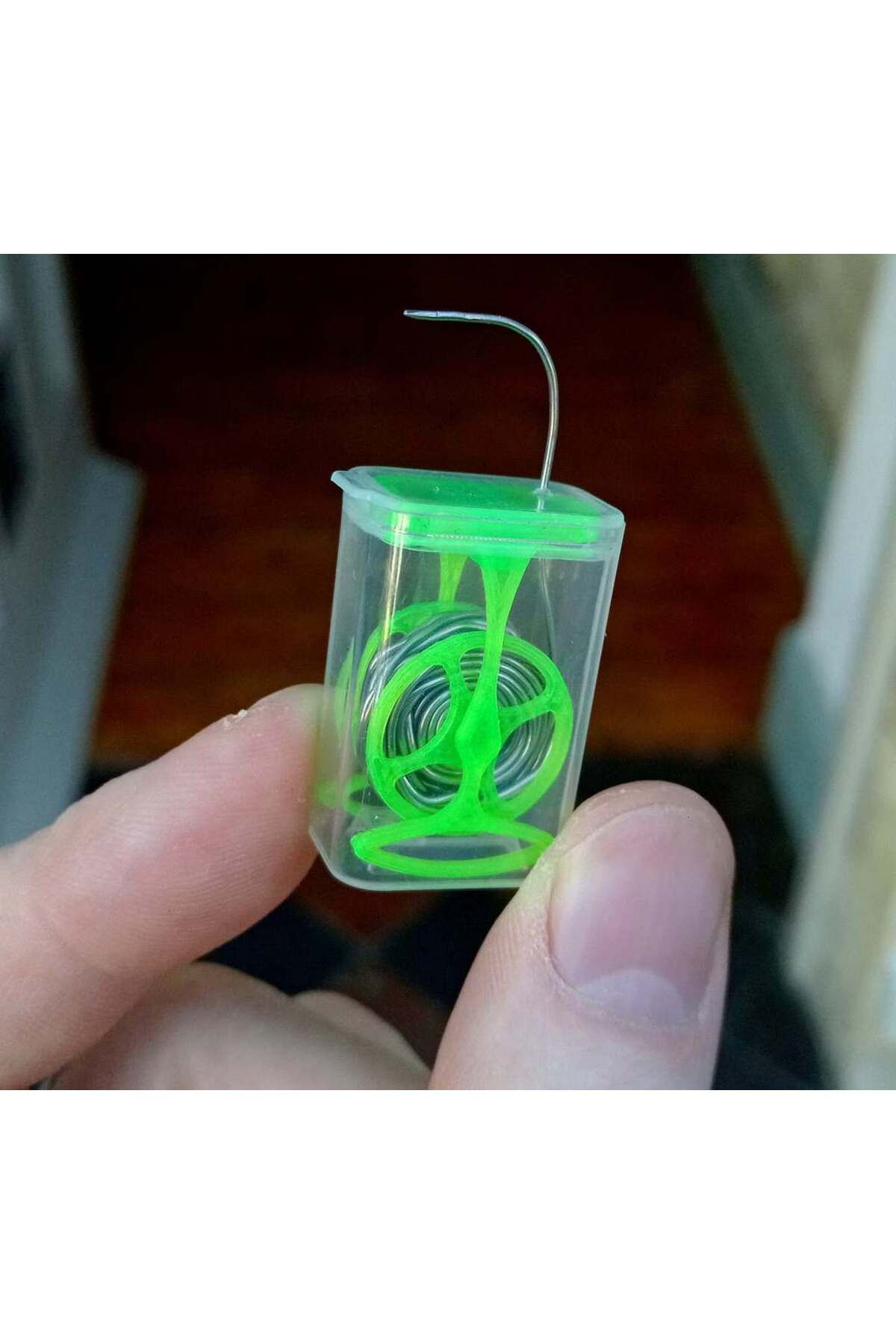 Lucest Tiny Tic Tac Lehim Dispenseri (Plastik Aparattır!!!)
