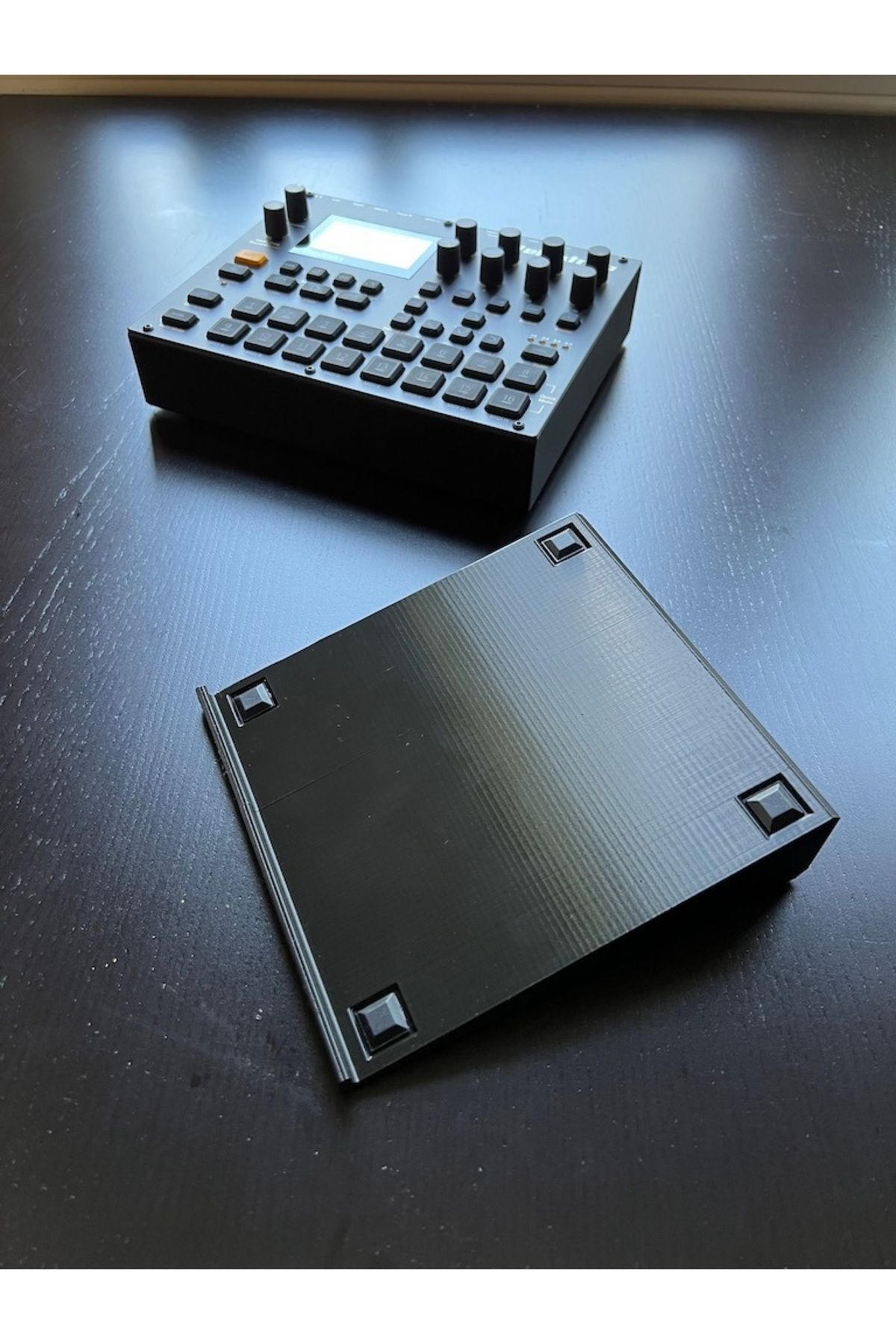 Lucest Elektron Standı (Plastik Aparattır!!!)
