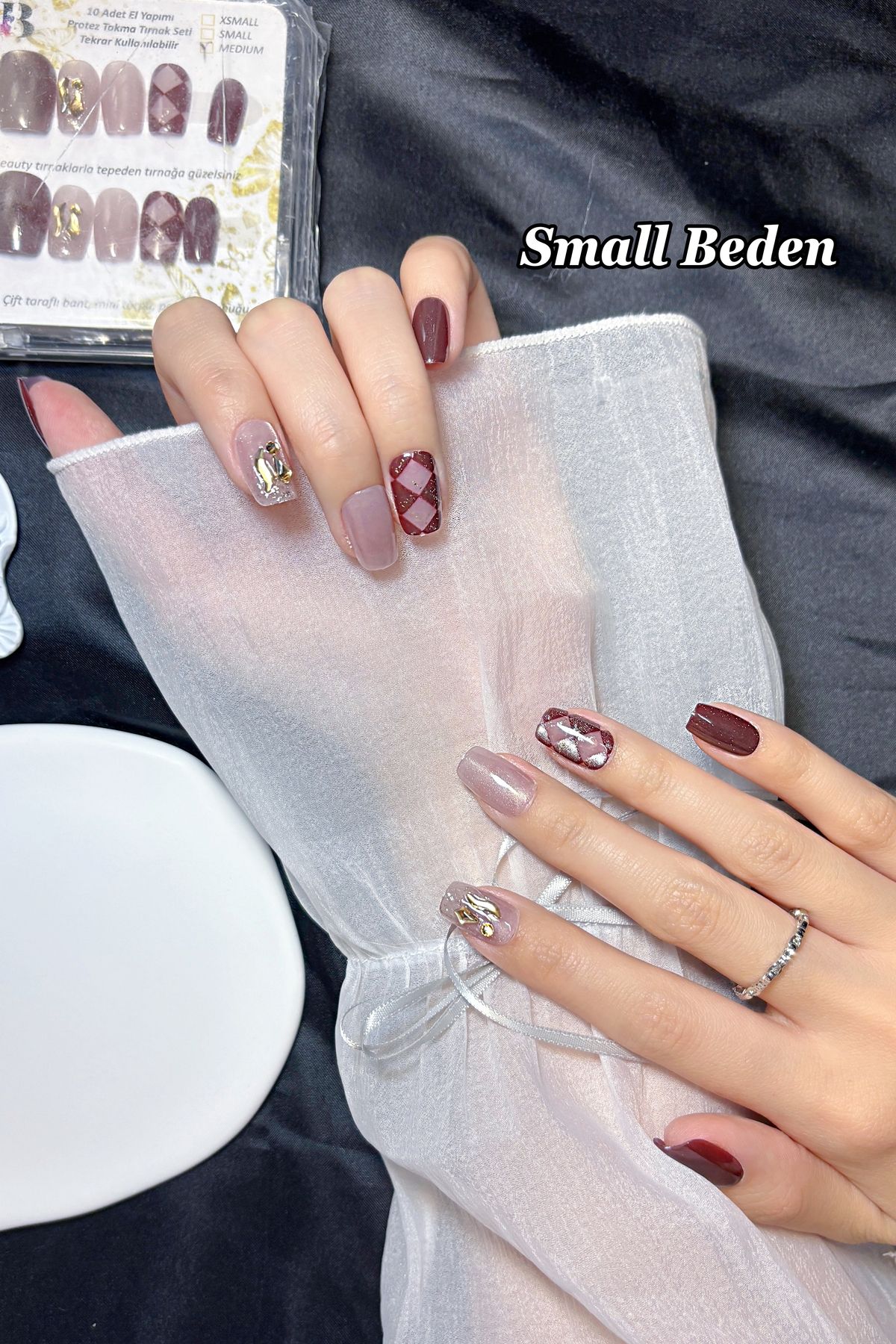 Easy Beauty Bordo Kedi Gözü Tırnak Kısa Takma Tırnak Seti Small Beden 10 Adet. Kutulu ve Yapıştırıcı Dahil T086