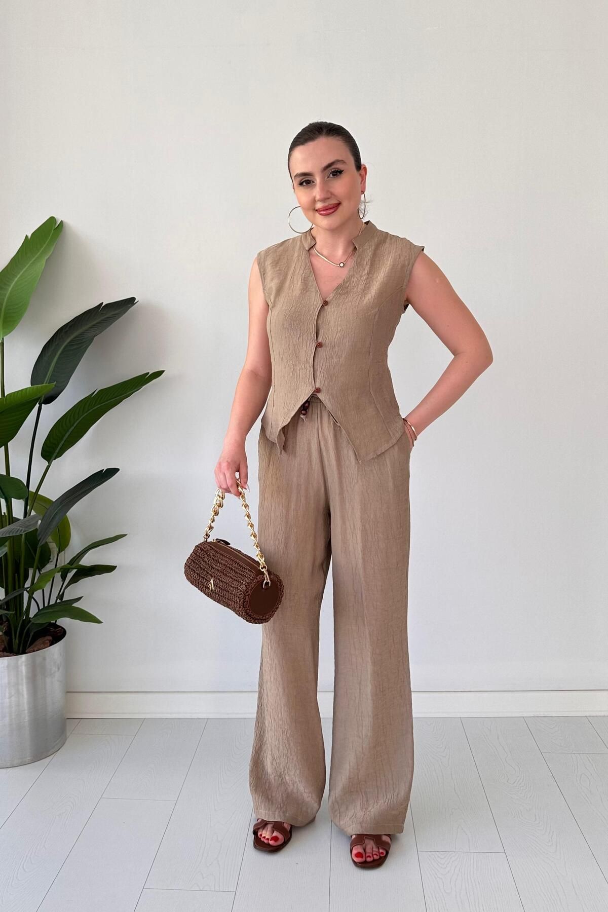MaziButik Hakim Yelekli Takım Bej