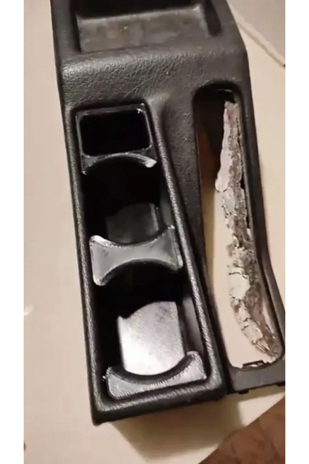 talaşoğlu BMW E34 fincan tutucu, gemiler tutma