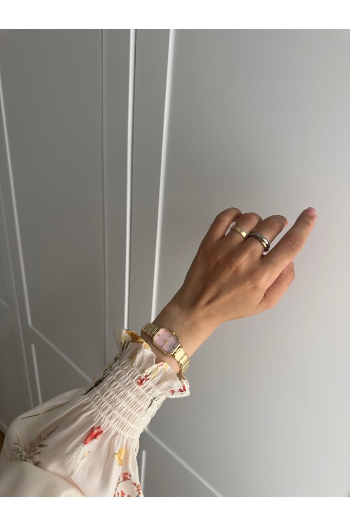 MERW Mieala Model Gold pembe Renk Metal Kordon Vintage Seri Kadın Kol Saati