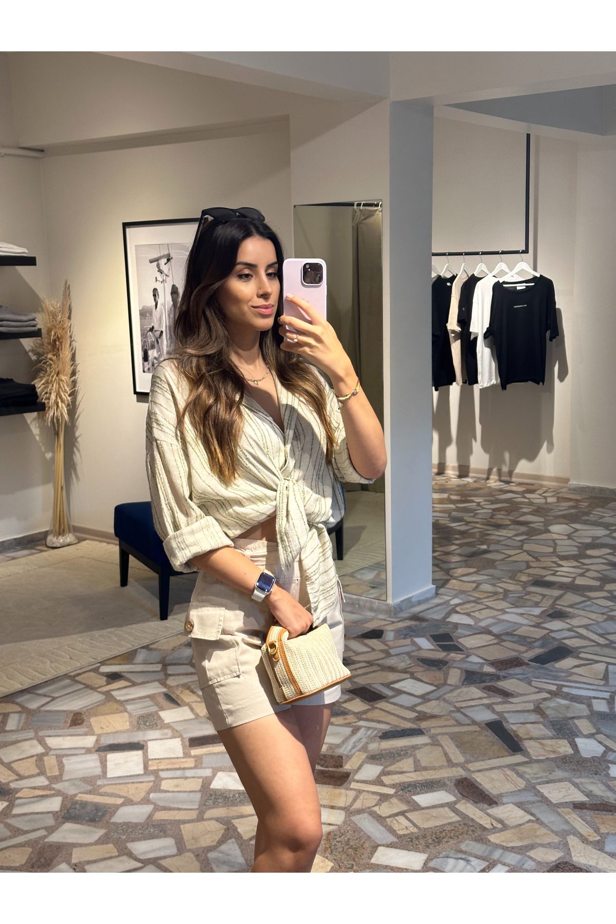 Butik Kadın Yeşil şeritli krem gömlek