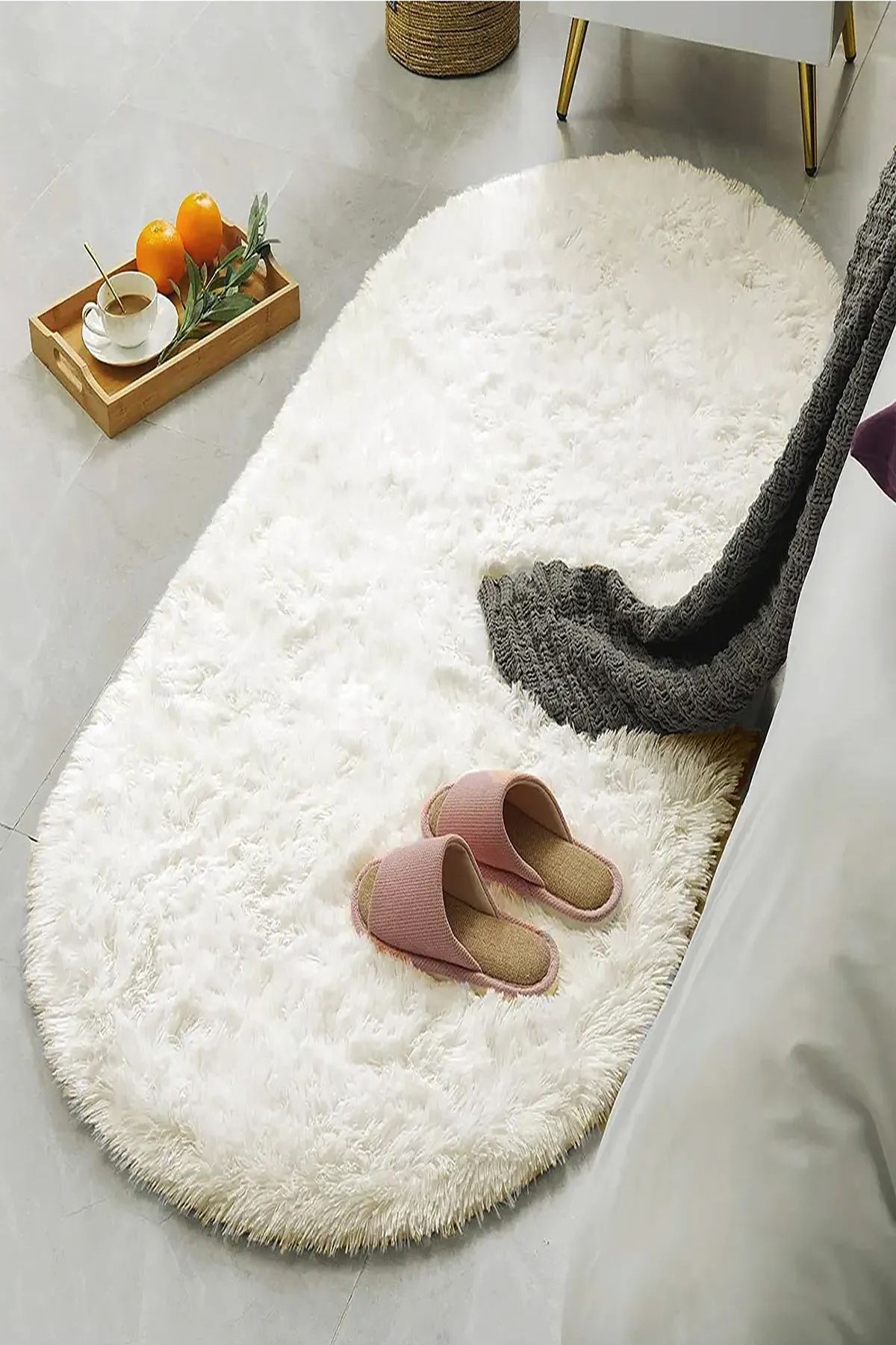 LOVELY HOME Krem Oval Halı Post Peluş Yumuşak Kaymaz Dot Taban Antibakteriyel Makinada Yıkanabilir Yolluk