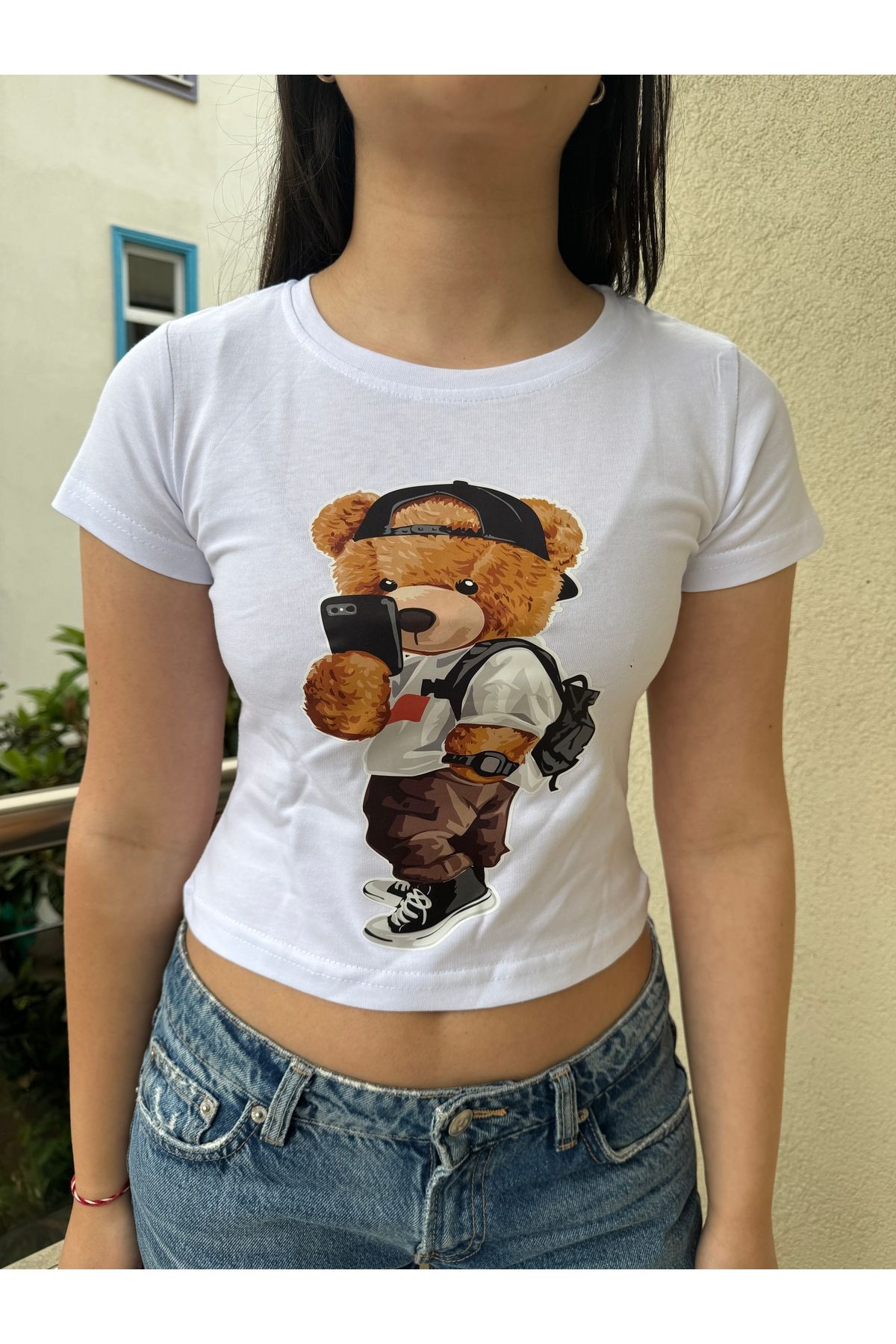GRİLAND Kadın Beyaz Cool Ayıcık Baskılı Crop Likralı Pamuklu Slim Fit Kısa Crop