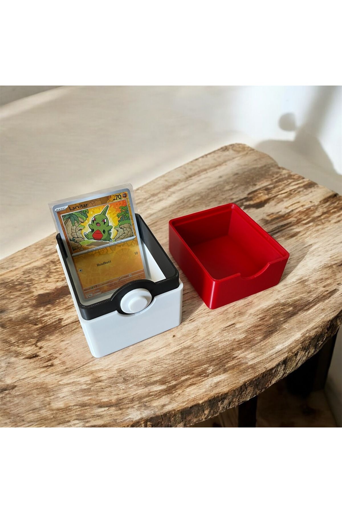 farklı bir hediye Pokemon kart kutusu- sleeve (poşetli) kartlarına özel -kart dahil değildir
