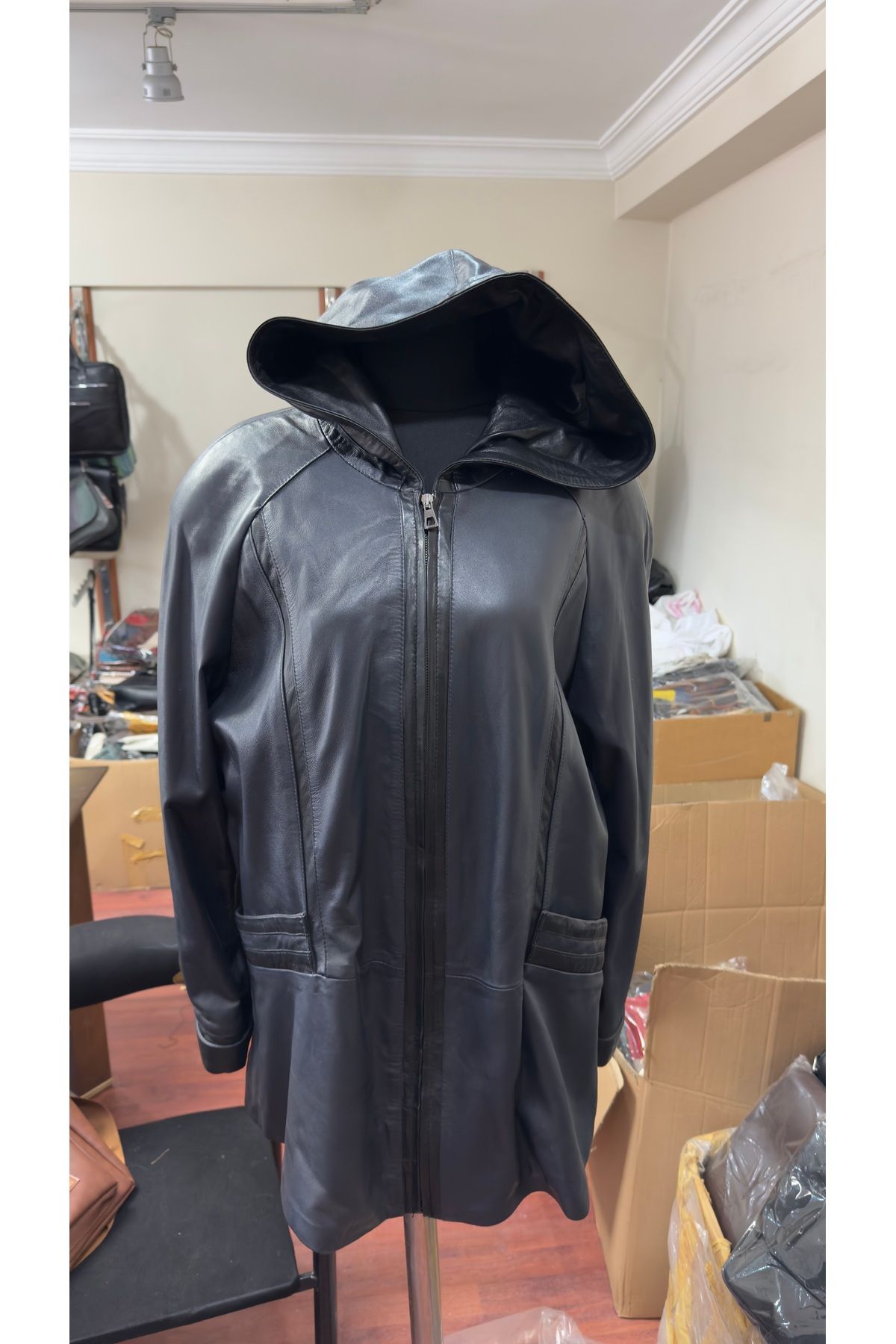 Butik Siyah İz Kadın Hakiki Deri Ceket