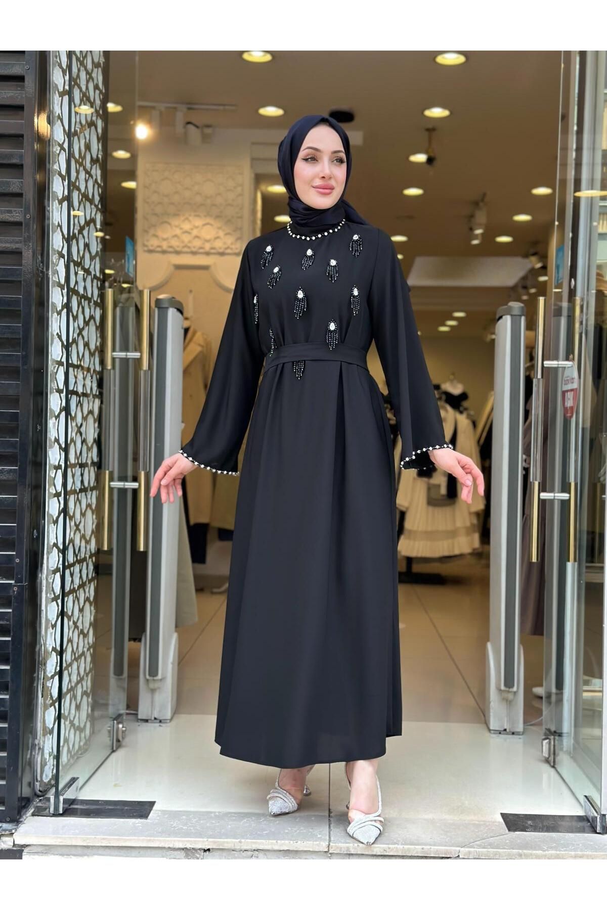 MODA BONCUK DETAYLI ELBİSE