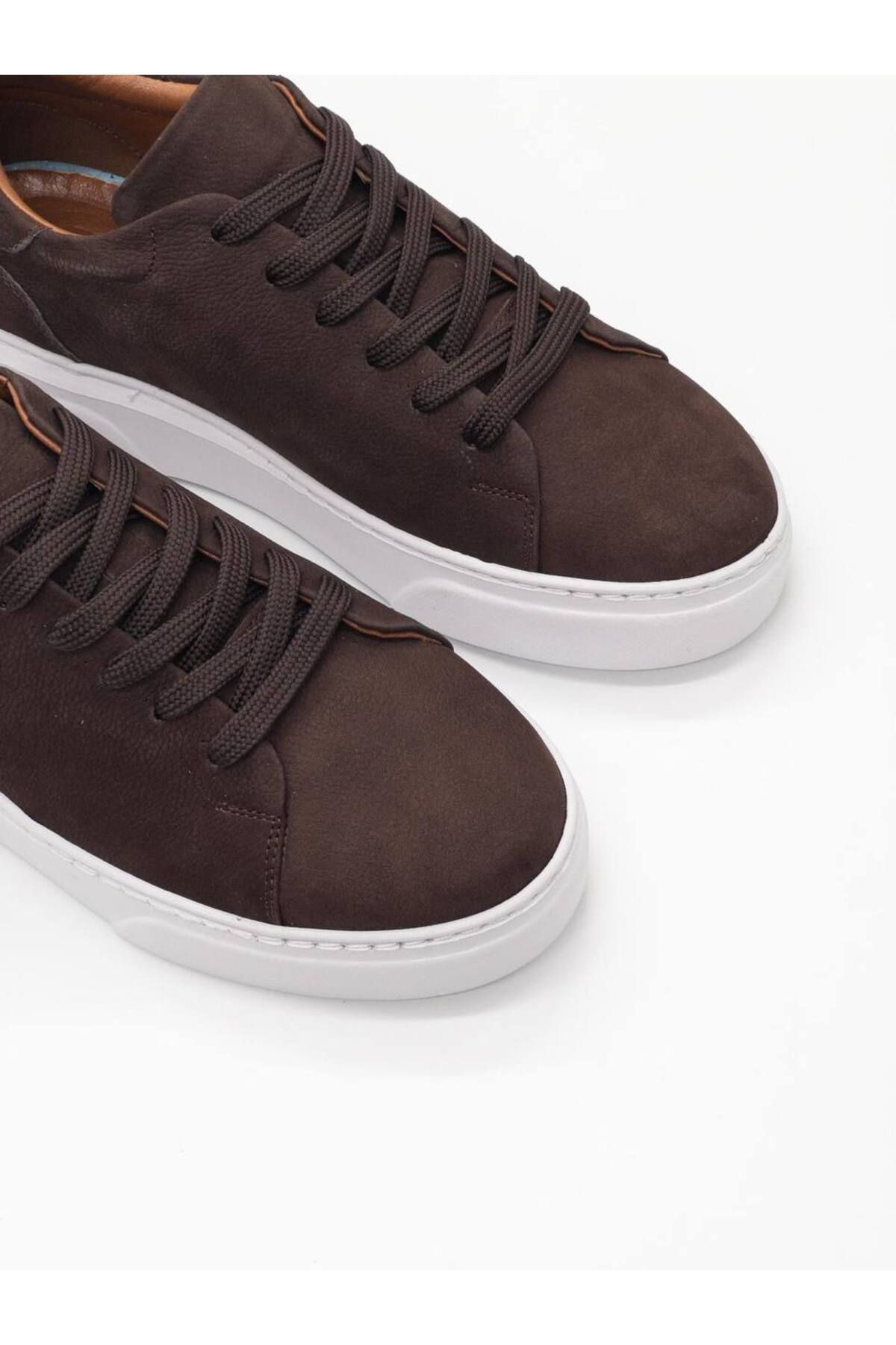 Roben sneaker