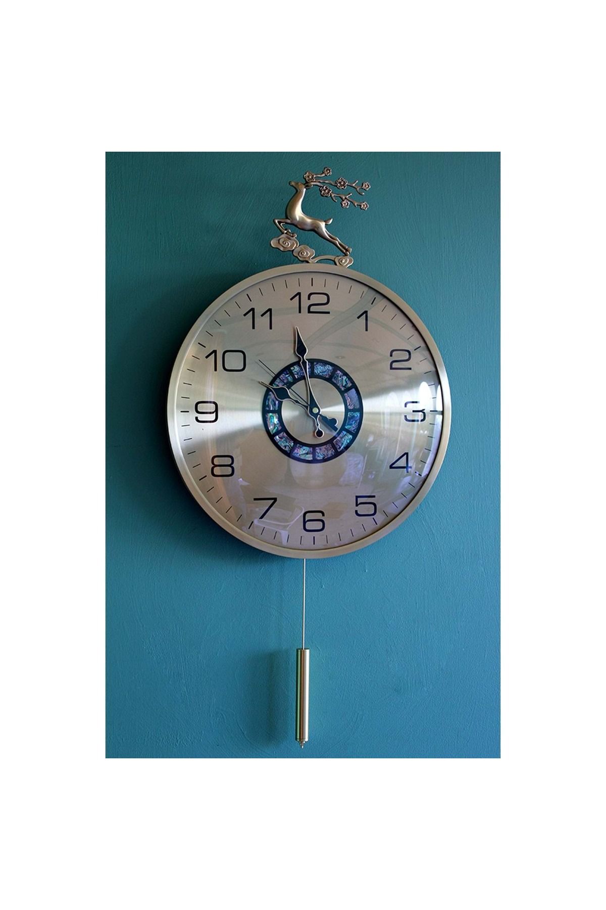 Store Geyikli Duvar Saati Sarkaçlı 47*35 Cm