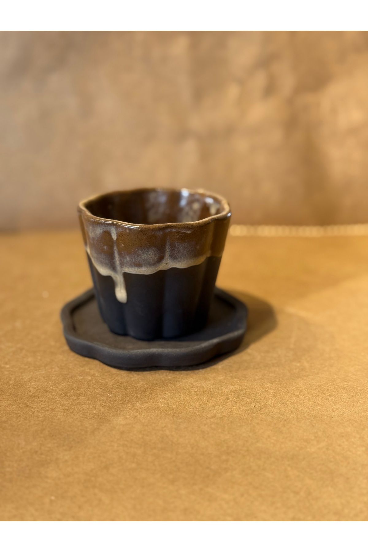 Kos art Studio Stoneware Tabaklı Kahve Fincanı