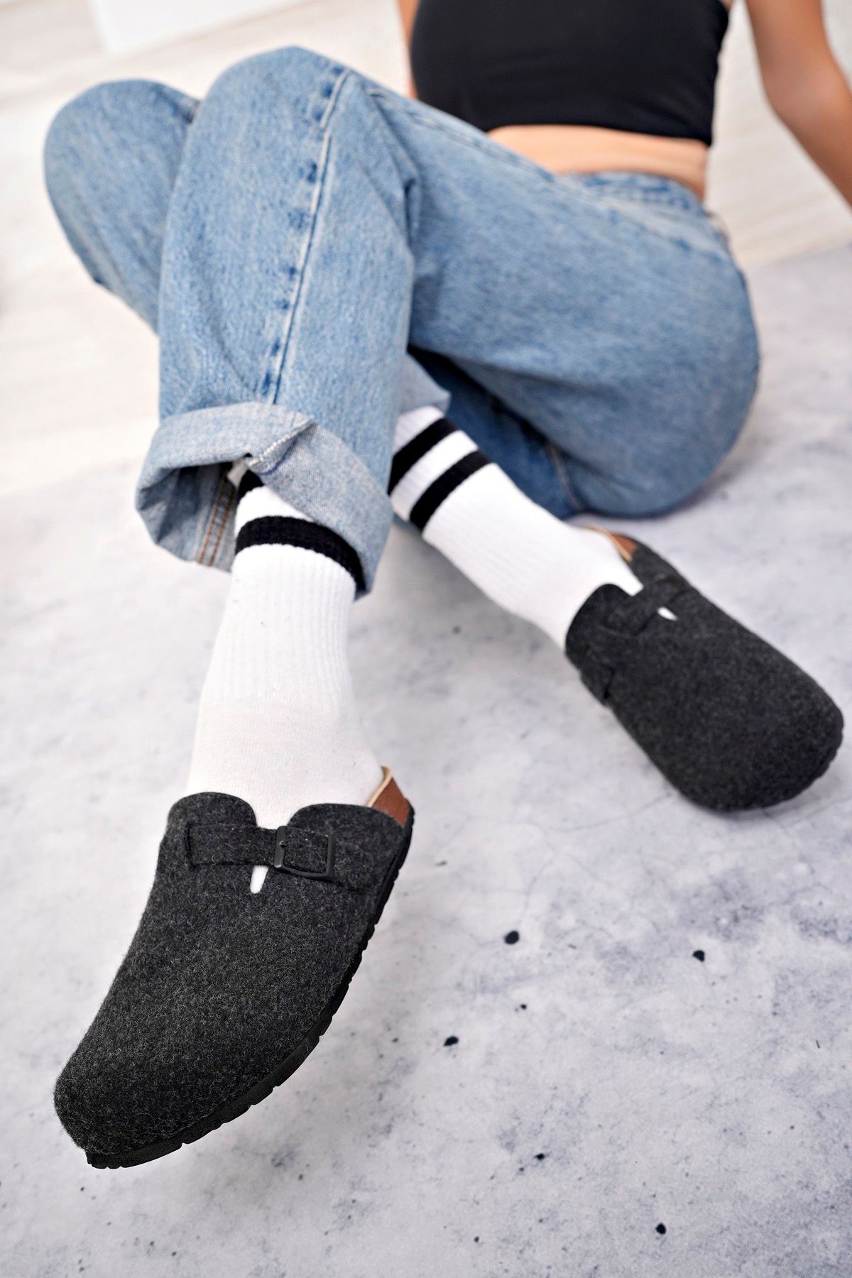 Polomia Comfort Kadın Unisex Mantar Taban Eva Konfor Moda Kışlık Önü Kapalı Keçe Model Sabo Günlük Rahat Ev Terlik