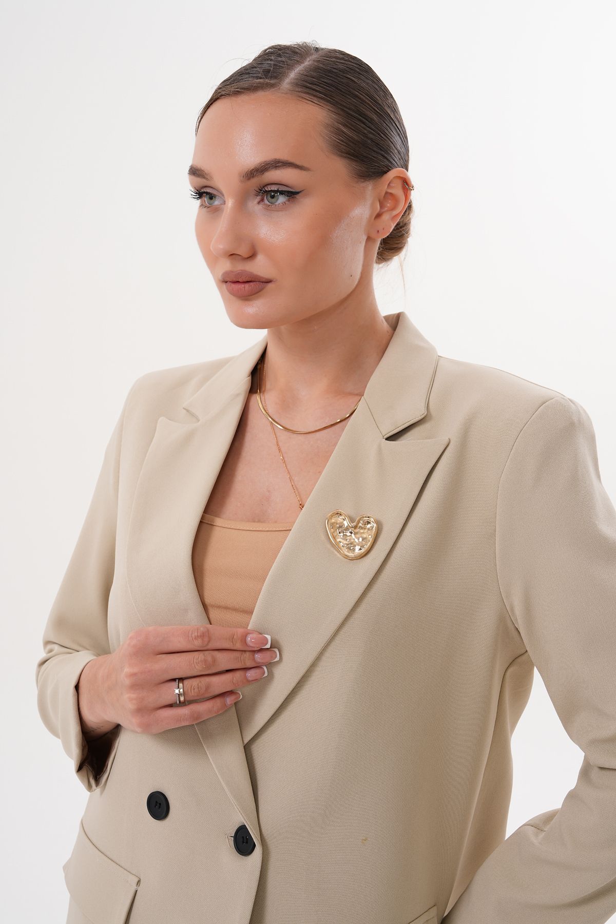 Ateş ALTIN DESENLİ KALPLİ BROŞ