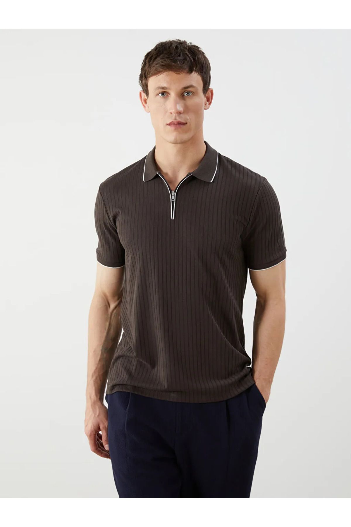 LC Waikiki LCW Vision Kahverengi Polo Yaka Erkek Dokulu Tişört