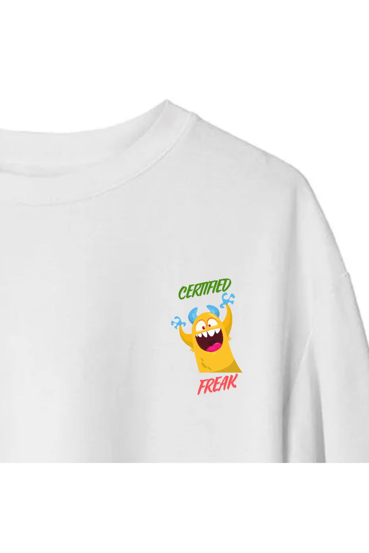 VMGA Certified Freak (Onaylı Çılgın) Baskılı Tişört – Renkli Canavar Desenli, Eğlenceli Unisex Tasarım