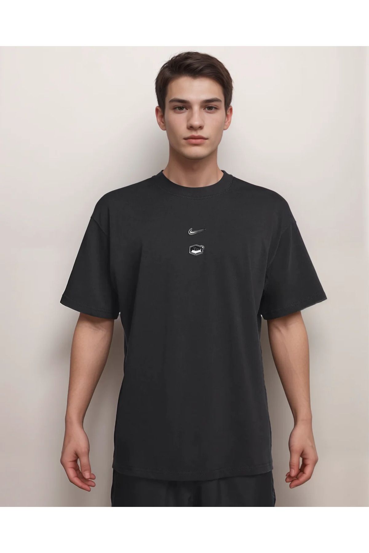 Nike Sportswear Tuned Air 25TH Anniversary Graphic Short-Sleeve Siyah Erkek T-shirt