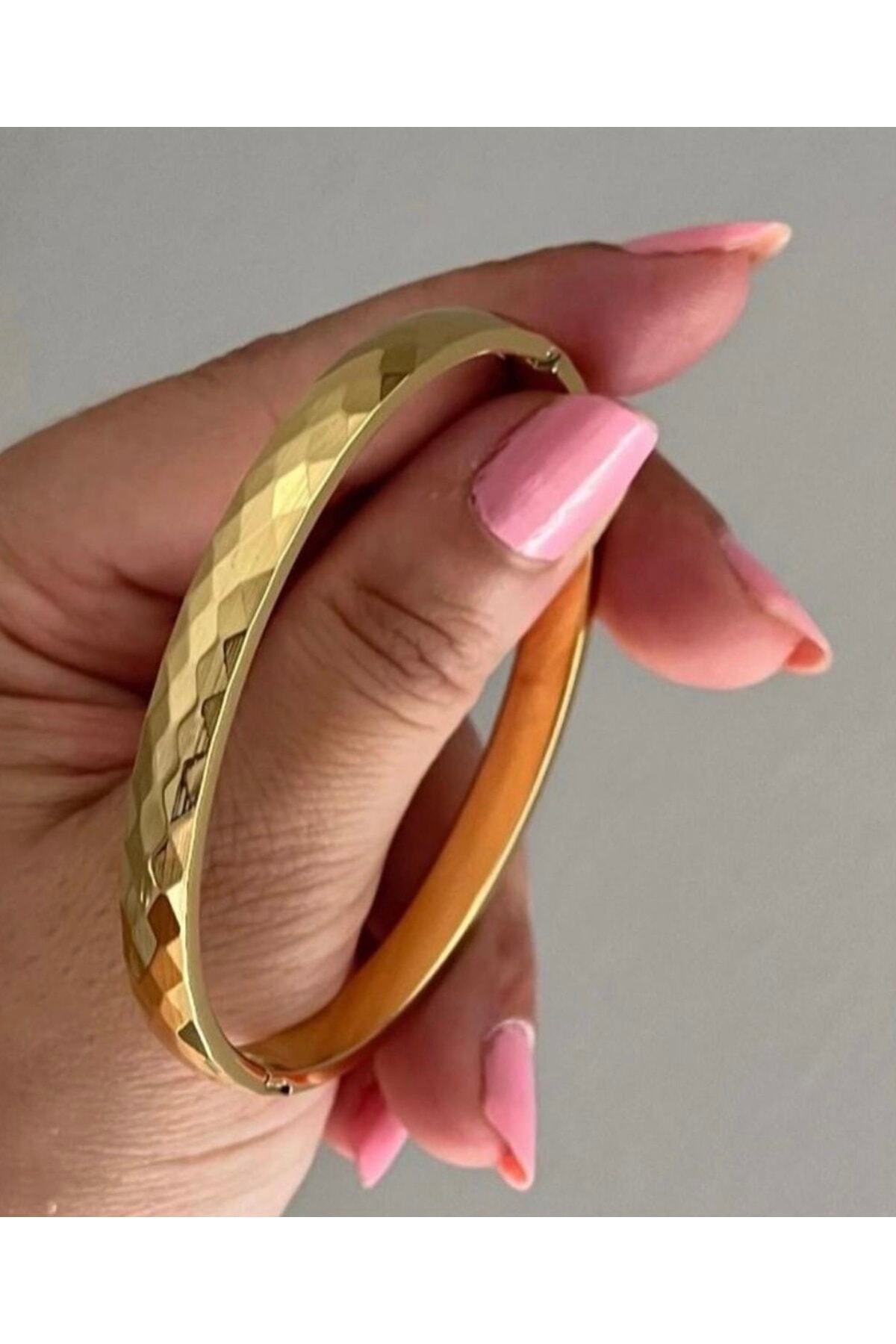 HEDİYEBOHÇAM Kelepçe Bileklik Antialerjik. Kadın Bileklik Gold Bileklik Kuyumcu Model Bileklik