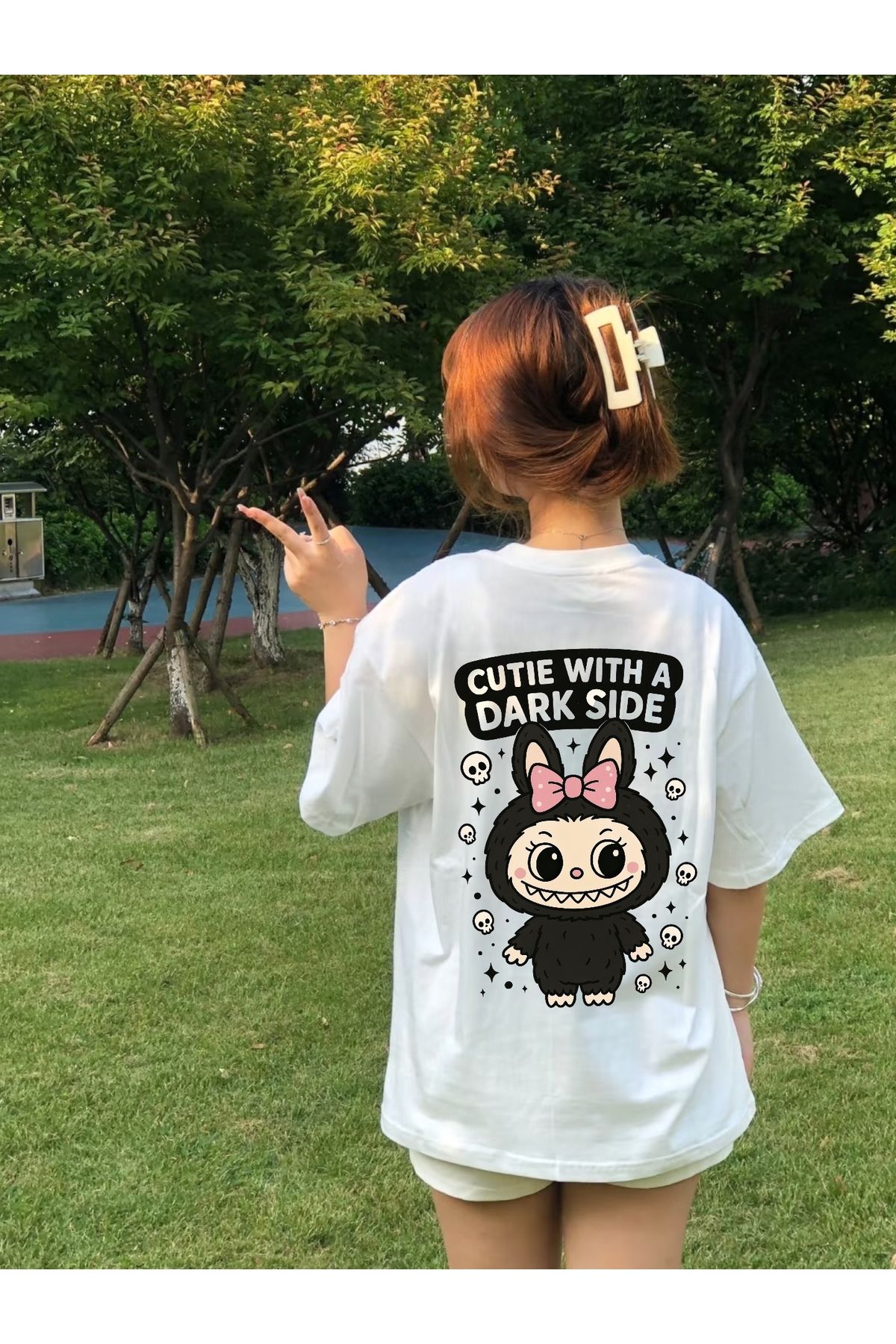 Minga London Beyaz Black Labubu Baskılı Oversize Tshirt -Minga London