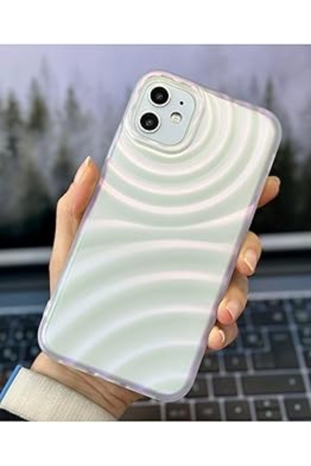 Pazarcan Go Aksesuar Iphone 11 Ile Uyumlu 3D Aurora Kabartma Mor Yansımalı Mat Silikon Kılıf