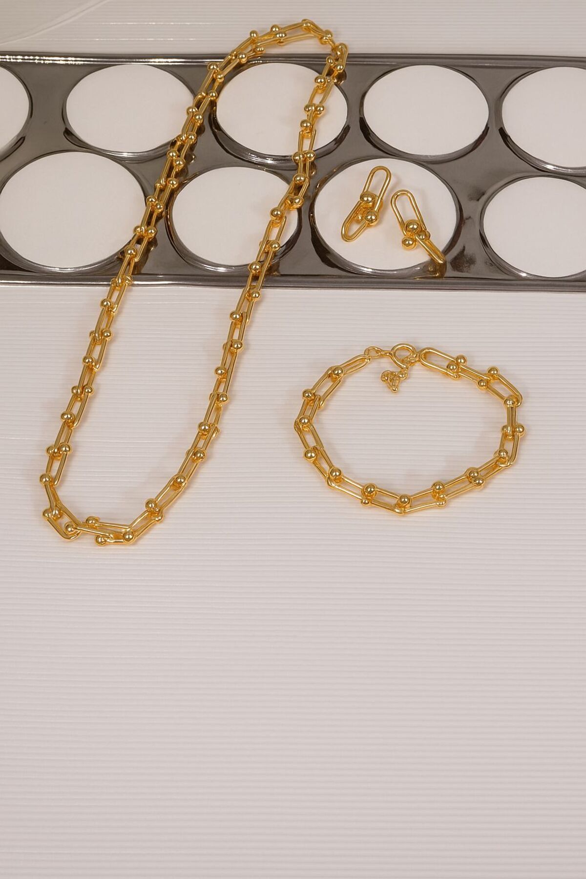 HISCOSMETIC Kadın Iç Içe Geçirmeli Küpe , Kolye , Bileklit Gold - Altın Renkli 3'lü Set
