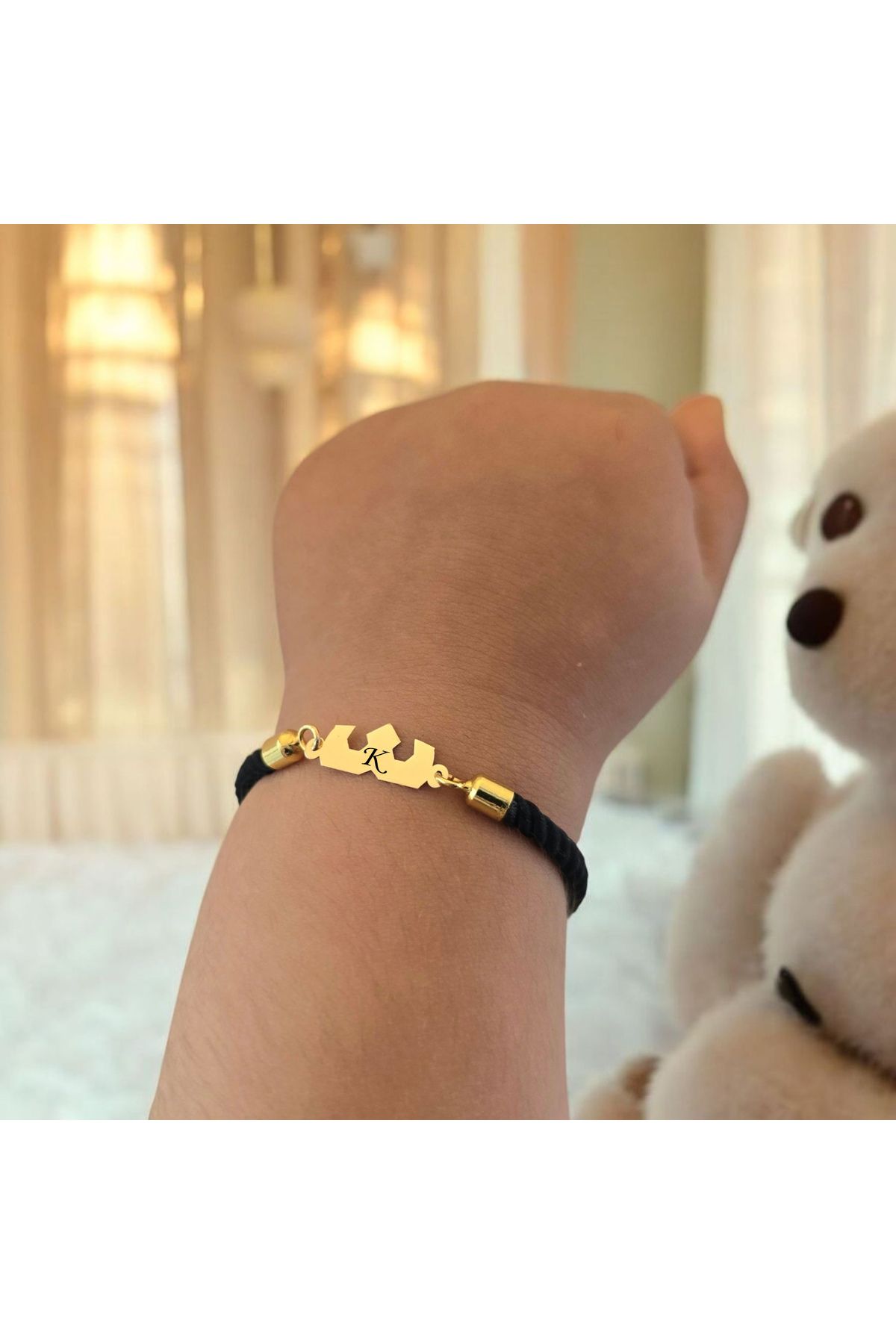 ARCHINO GOLD K Harfine Özel Taç Figürlü 14 Ayar Altın Plakalı Siyah Örgü İpli Hediye Bileklik-507harf