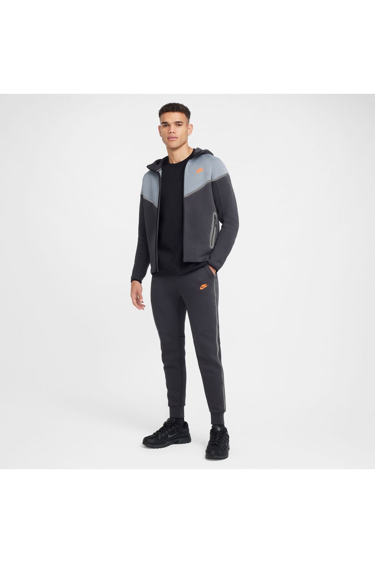 Nike-Pants M Tech Ssnl Tech Fleece + Jggr 2XL 2XL INTL 6