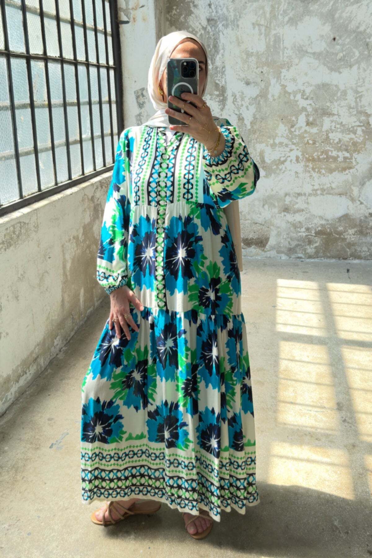 Hatun Atila Düğmeli Kolu Lastikli Desenli Yazlık Salaş Elbise 79720