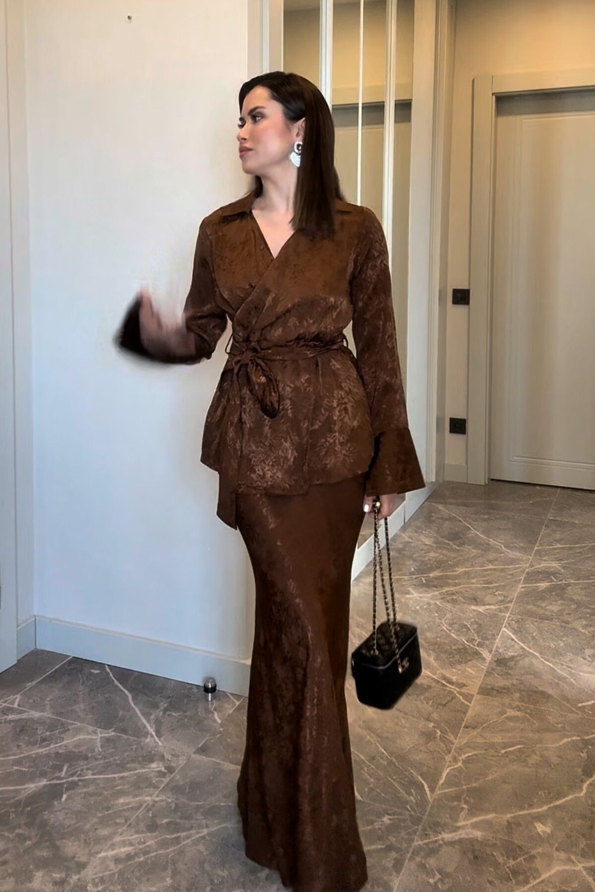 ROUPAS Saten Gömlek Etek Takım