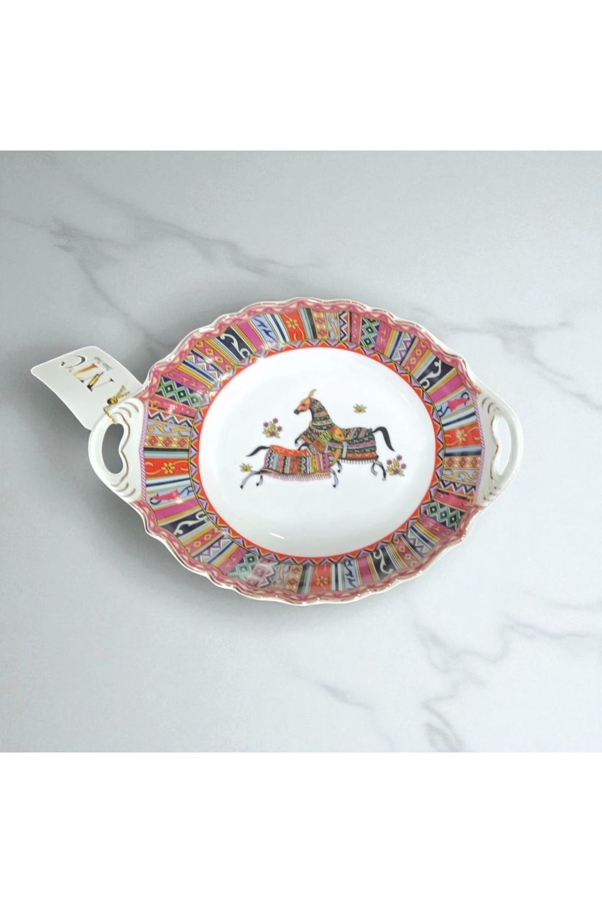 Zuccara Maison Oriental Horse Desenli Kulplu Porselen Çikolatalık – Etnik Şıklık