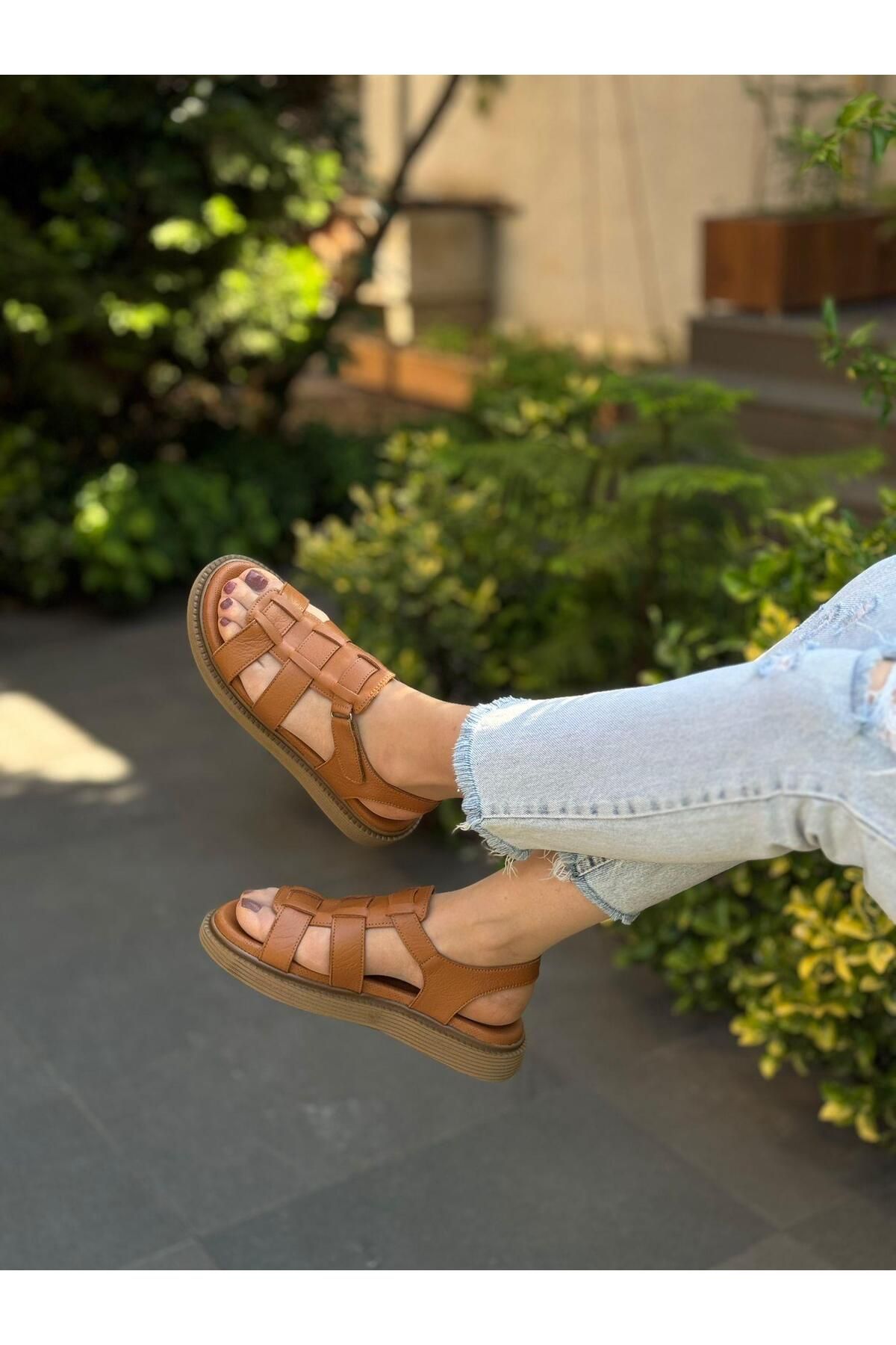 DİVA Taba Deri Ortopedik Kafesli Kadın Günlük Sandalet