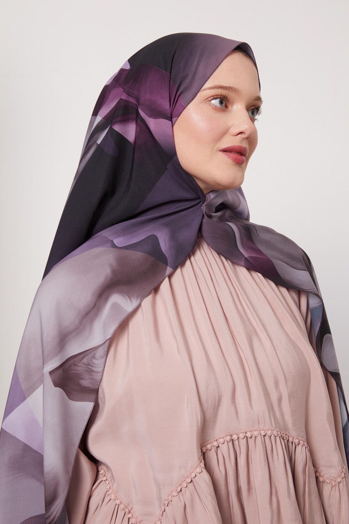 Levidor Soyut Desen Love Şal