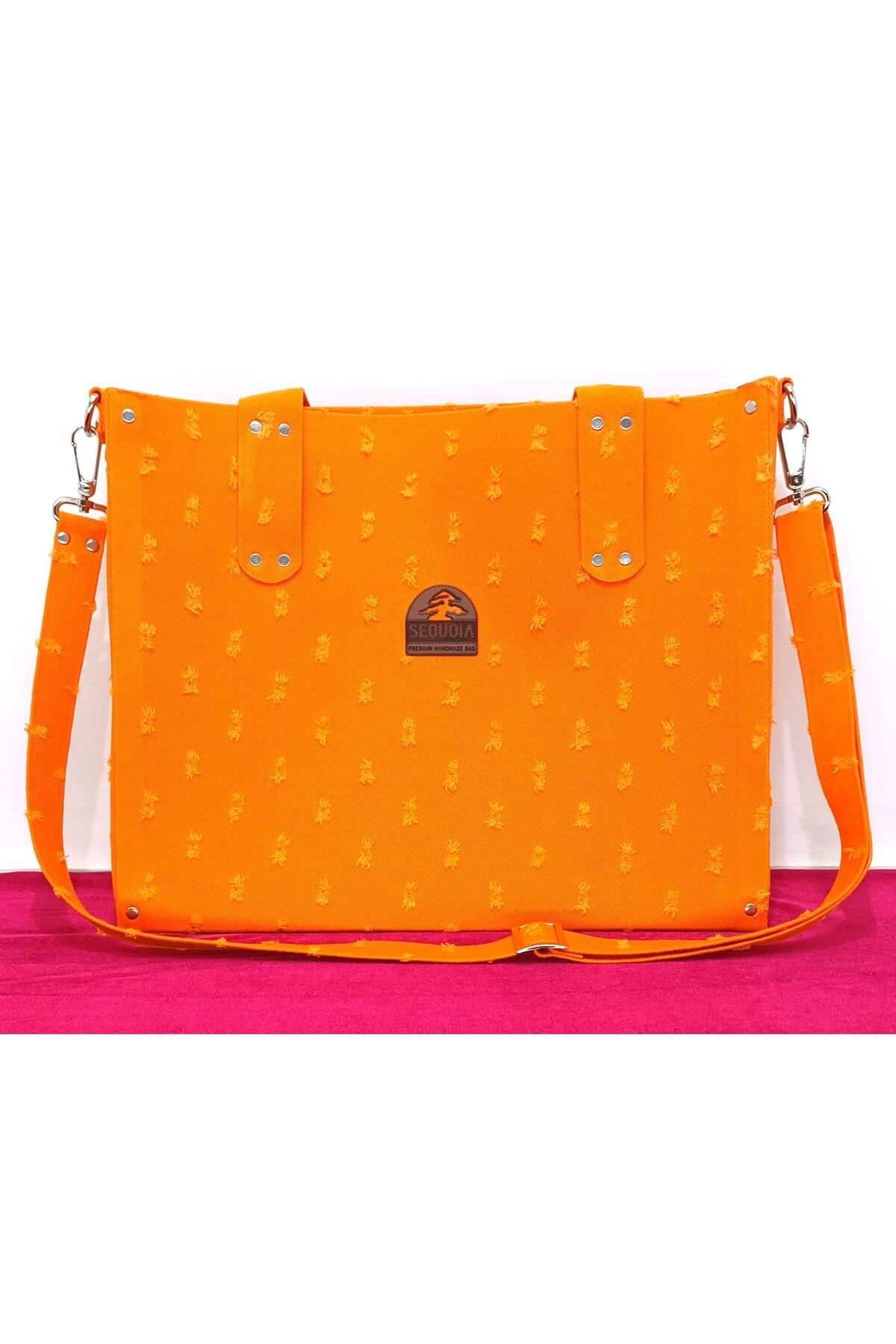 Sequoia Bags DENİM ÇANTA Yuvarlak Destroy Lazer Efektli Tekne Denim Çanta DESTRYTKN215 Model
