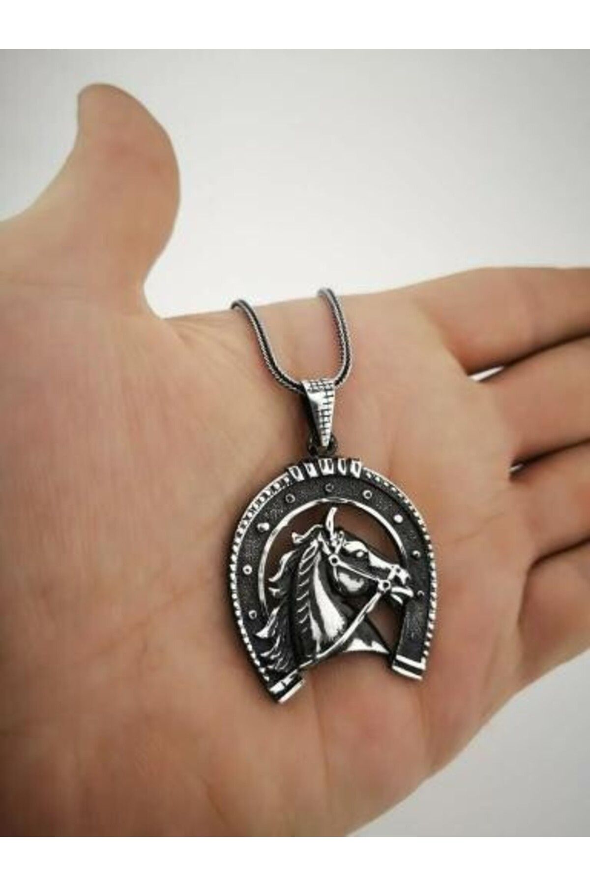 shop Özel At Nalı Tasarımlı 925 Ayar Gümüş Erkek Kolye