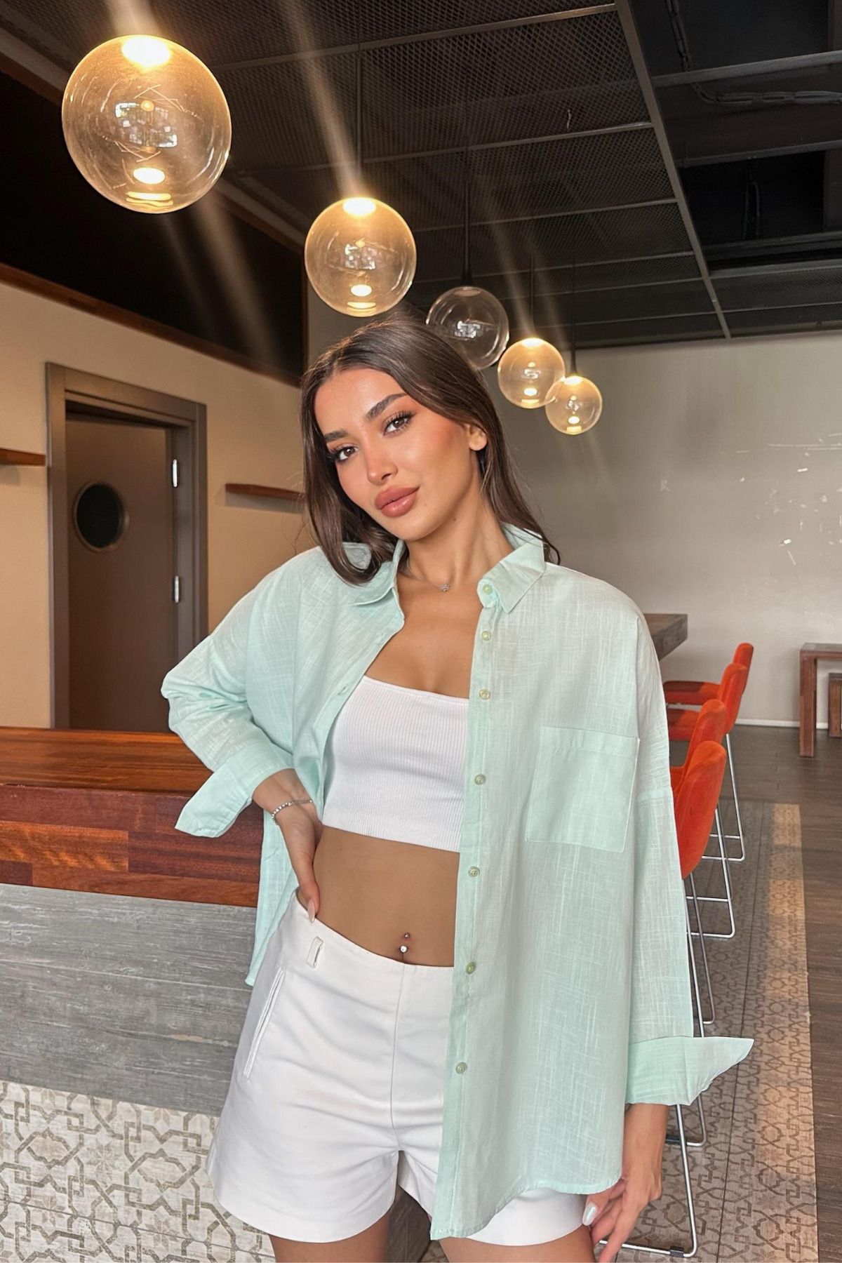 BİKELİFE Kadın Oversize Keten Dokulu Tek Cepli Gömlek