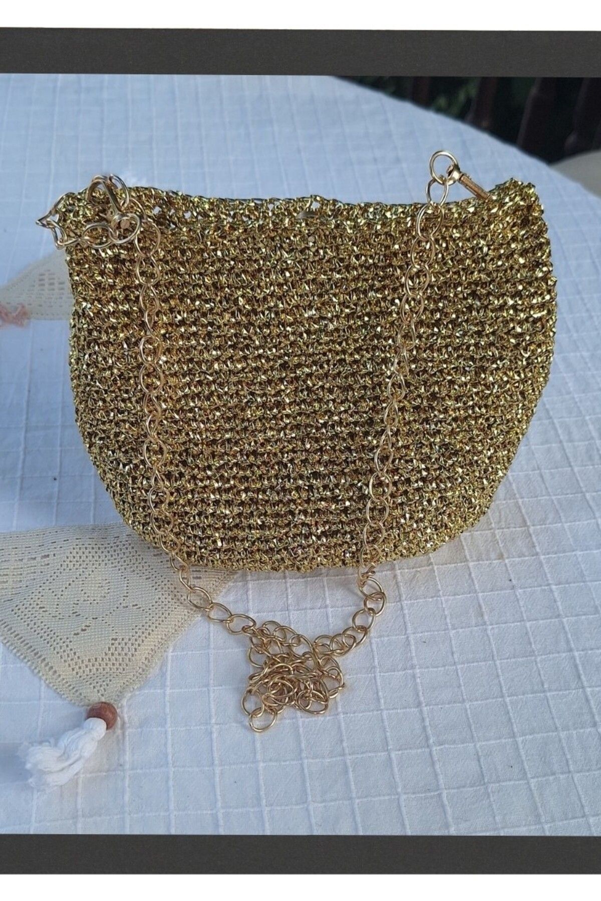 Butik KADIN ALTIN RENGİ METALİK İP ZİNCİR SAPLI ÇANTA HAND MADE EL ÖRGÜSÜ