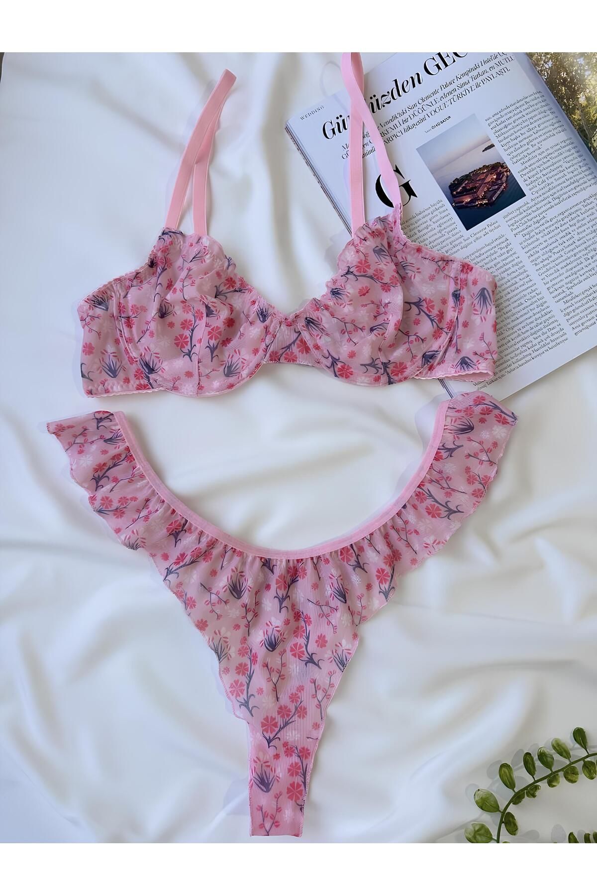BLUEAVCI Pembe Flora Fırfır Takım