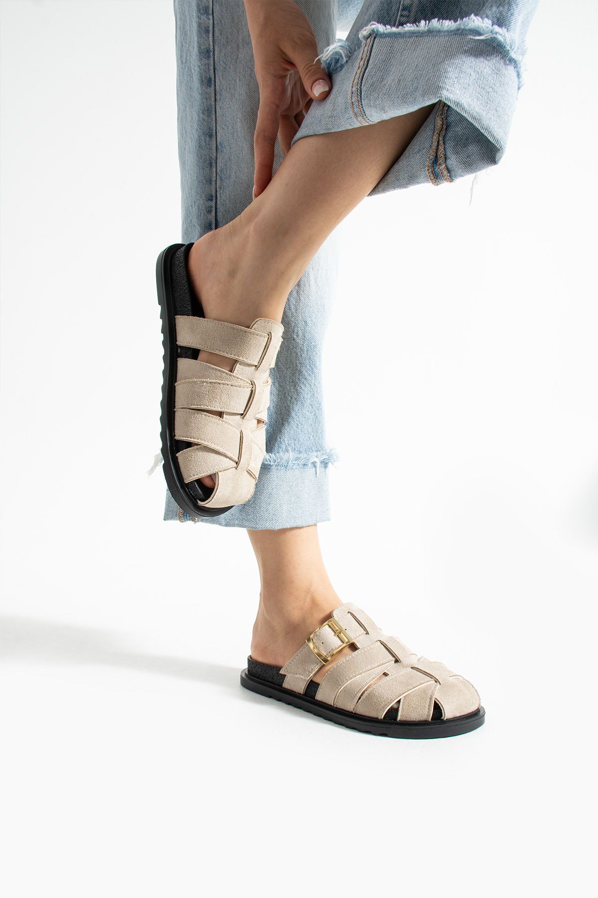DUXAL SHOES Julia Kadın Bej Tokalı Detaylı Terlik Sandalet