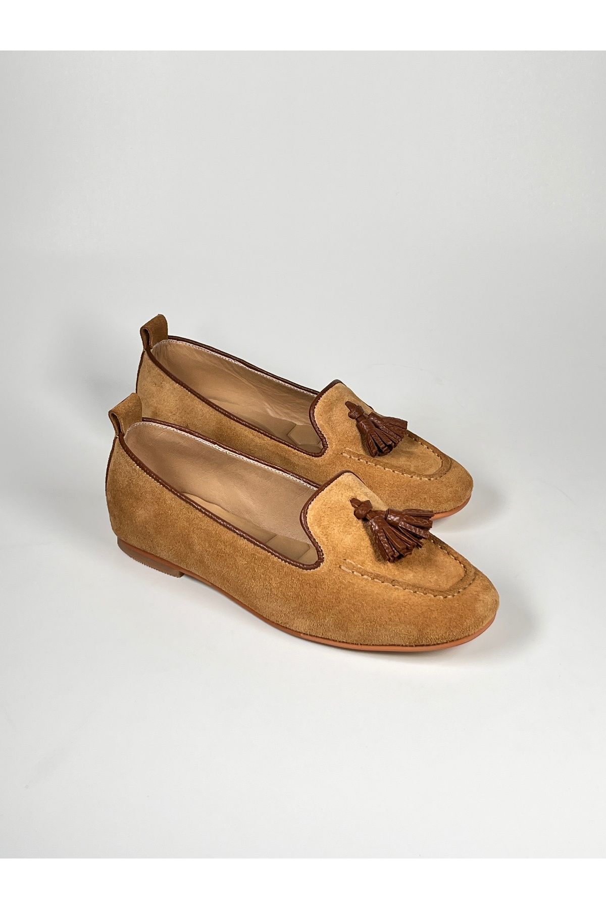 futsi shoes Hakiki Deri Süet Püsküllü Kadın Babet
