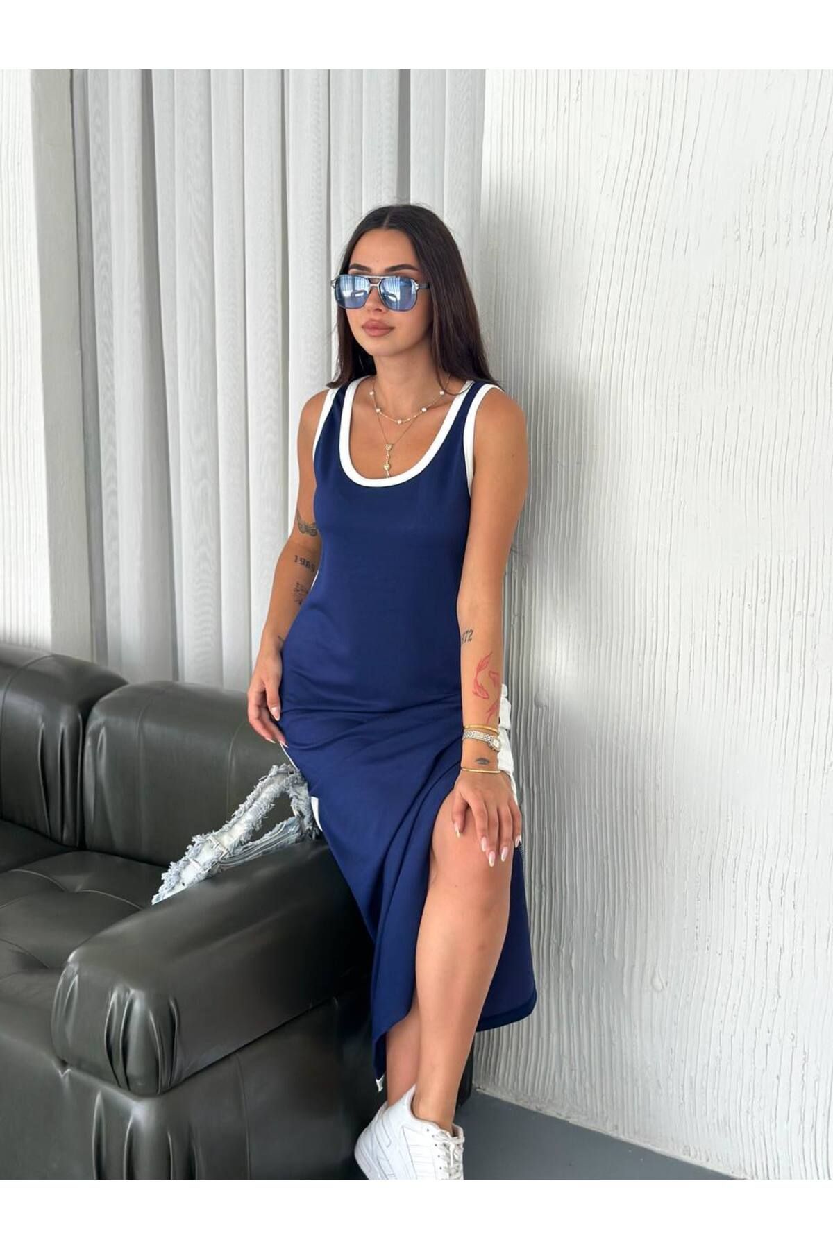 Bella Breeze Kadın Yan Şeritli Basic Stil Atlet Yaka Uzun Elbise