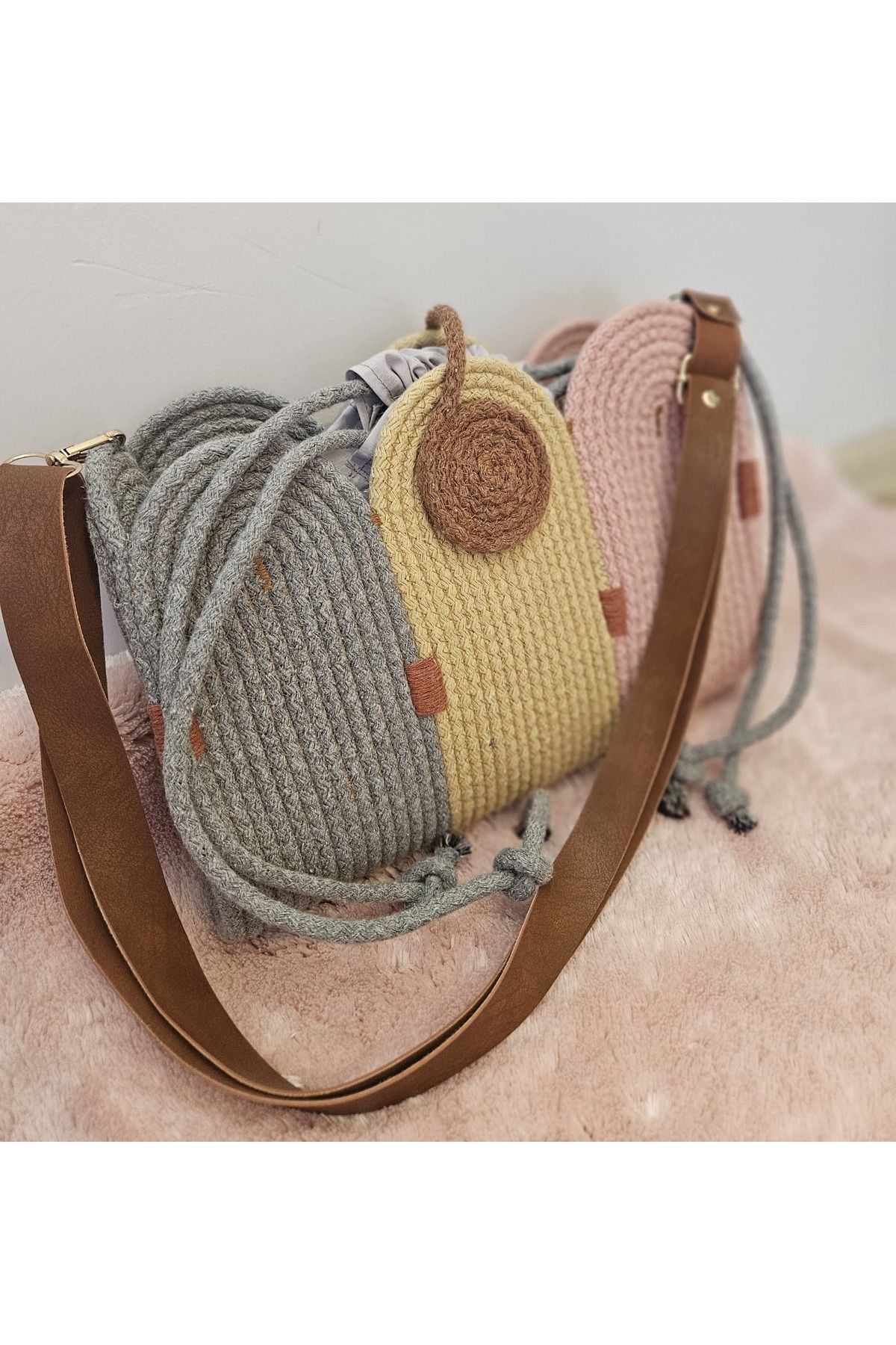 Ayaz Handmade El Yapımı 3 Renkli Kordon İp Omuz Çantası